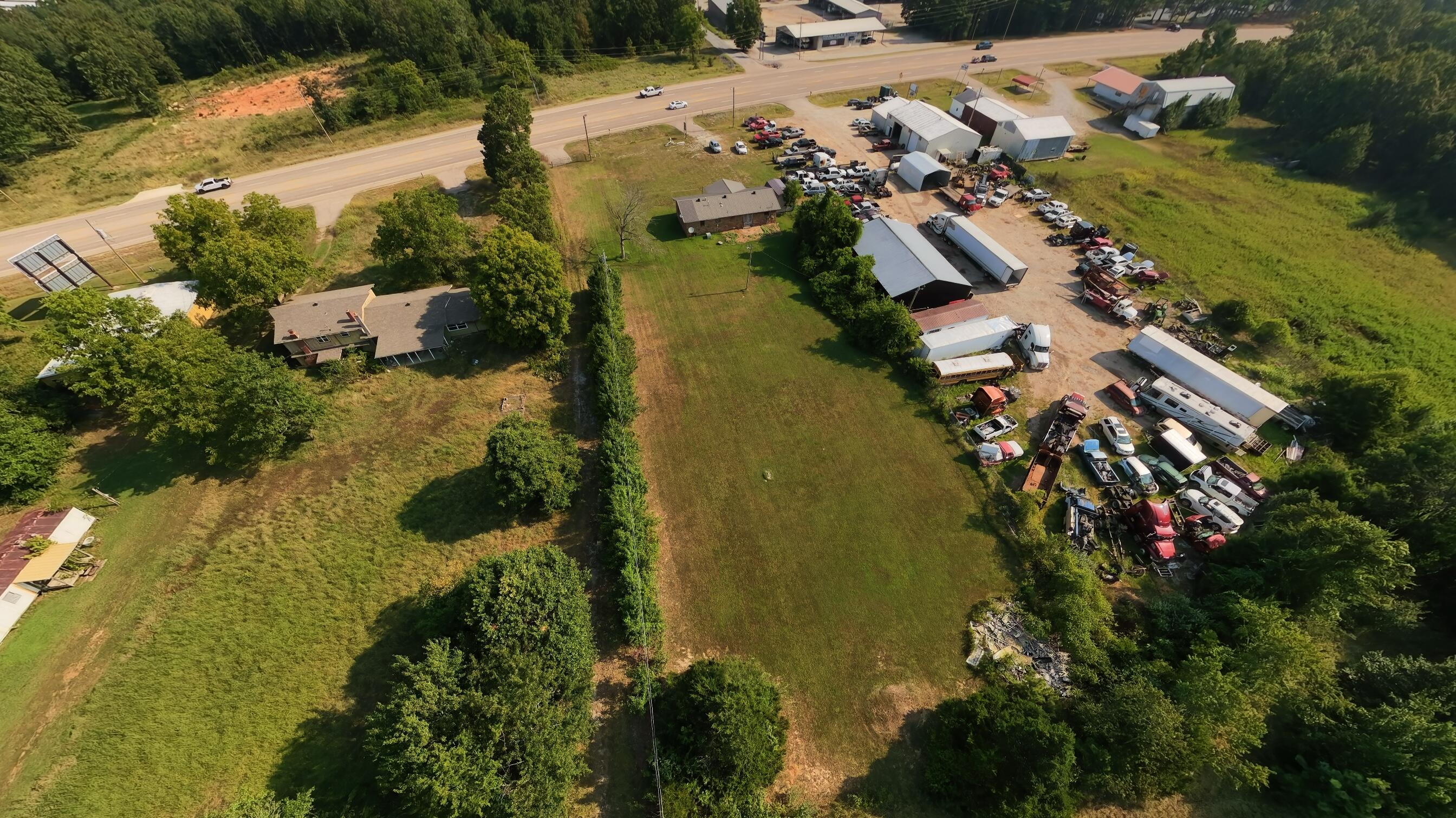 main property photo 32