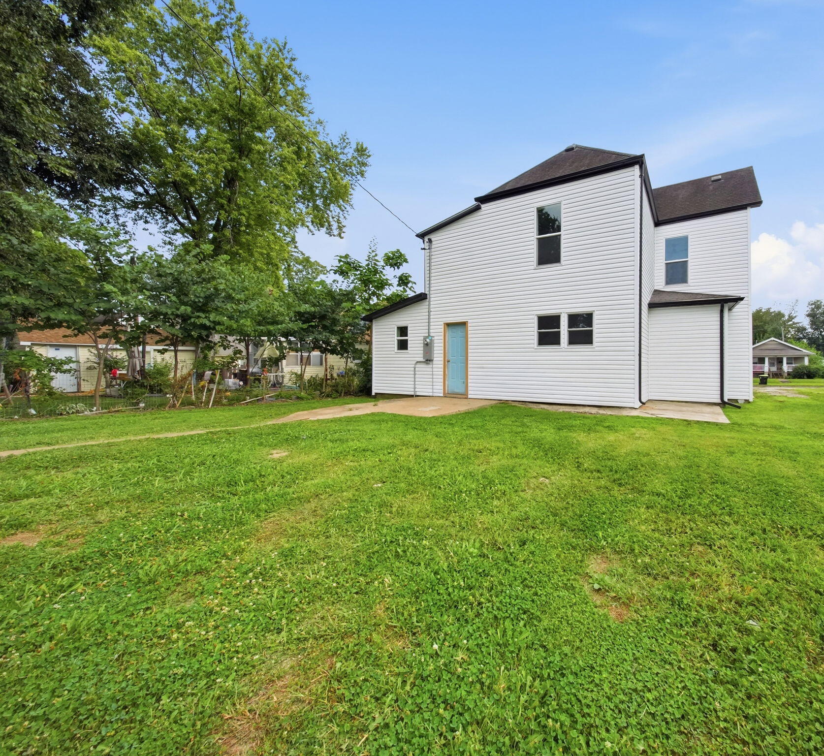 main property photo 48