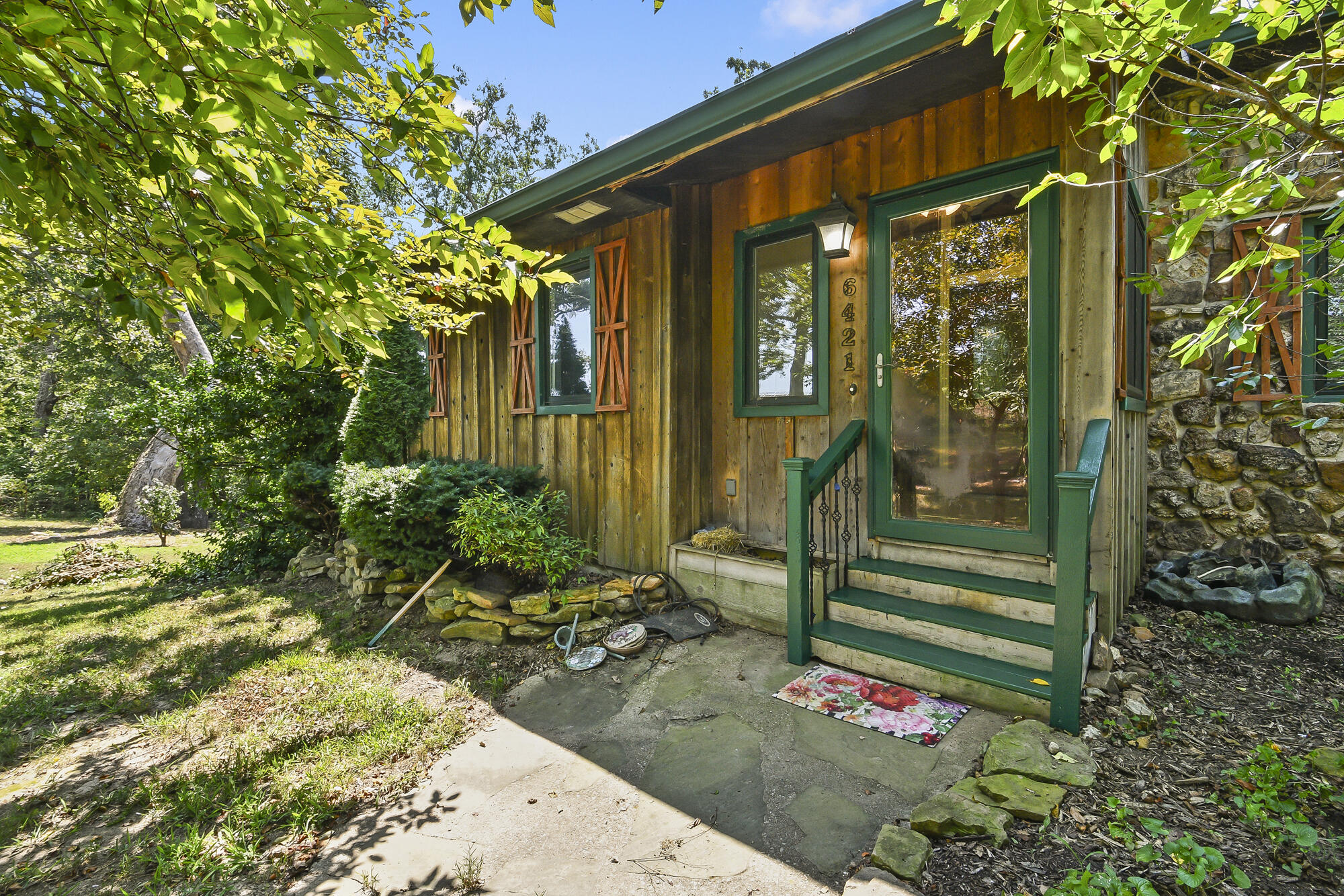 main property photo 3