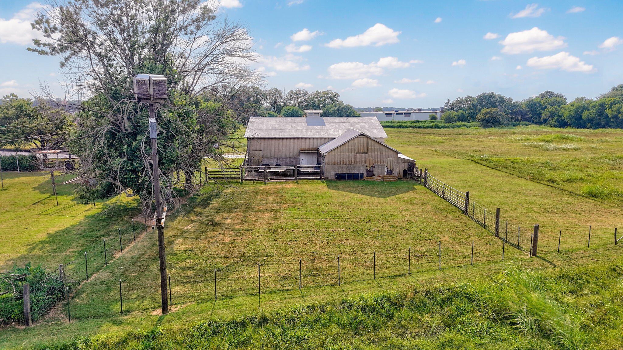 main property photo 47
