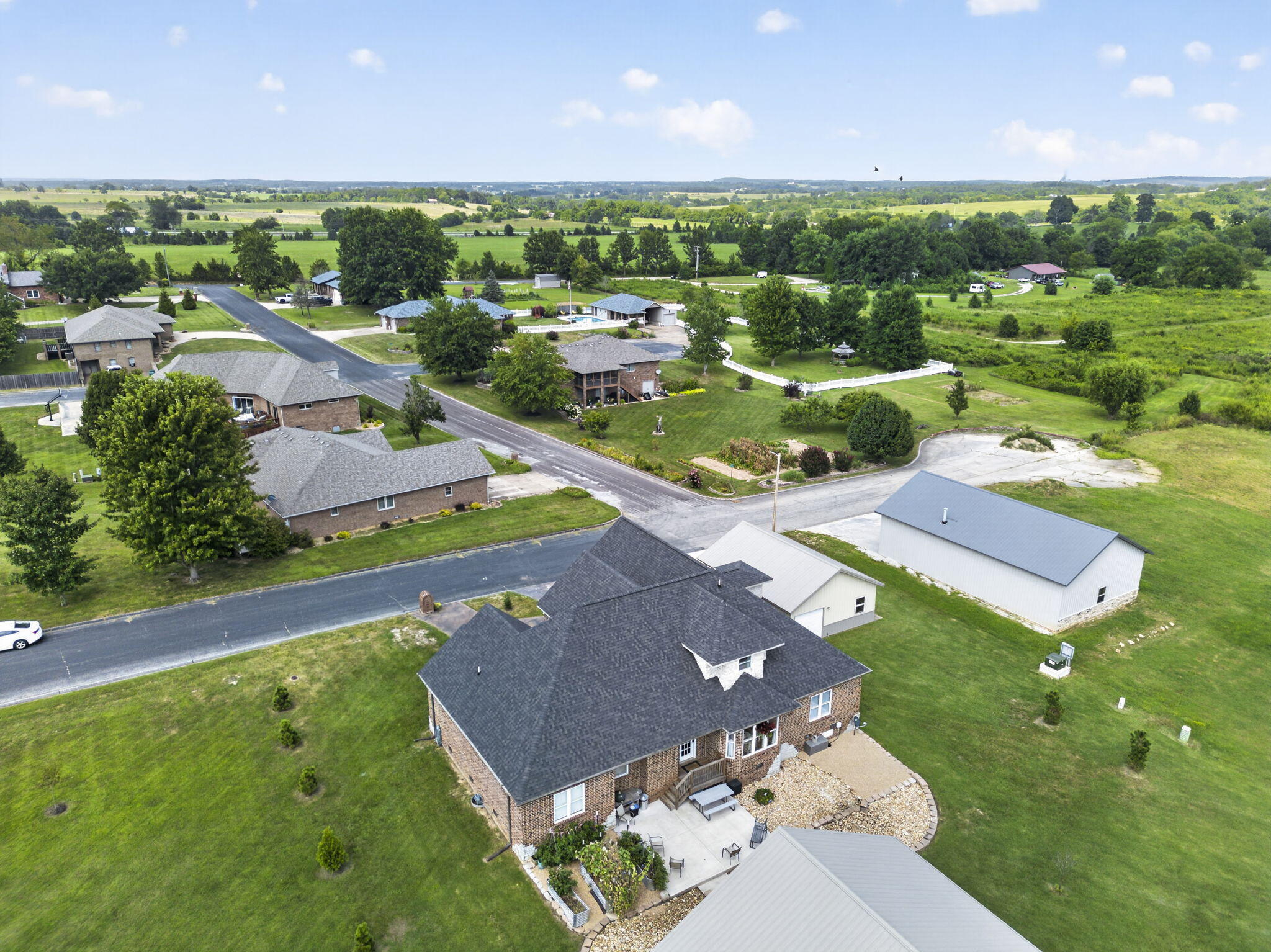 main property photo 29