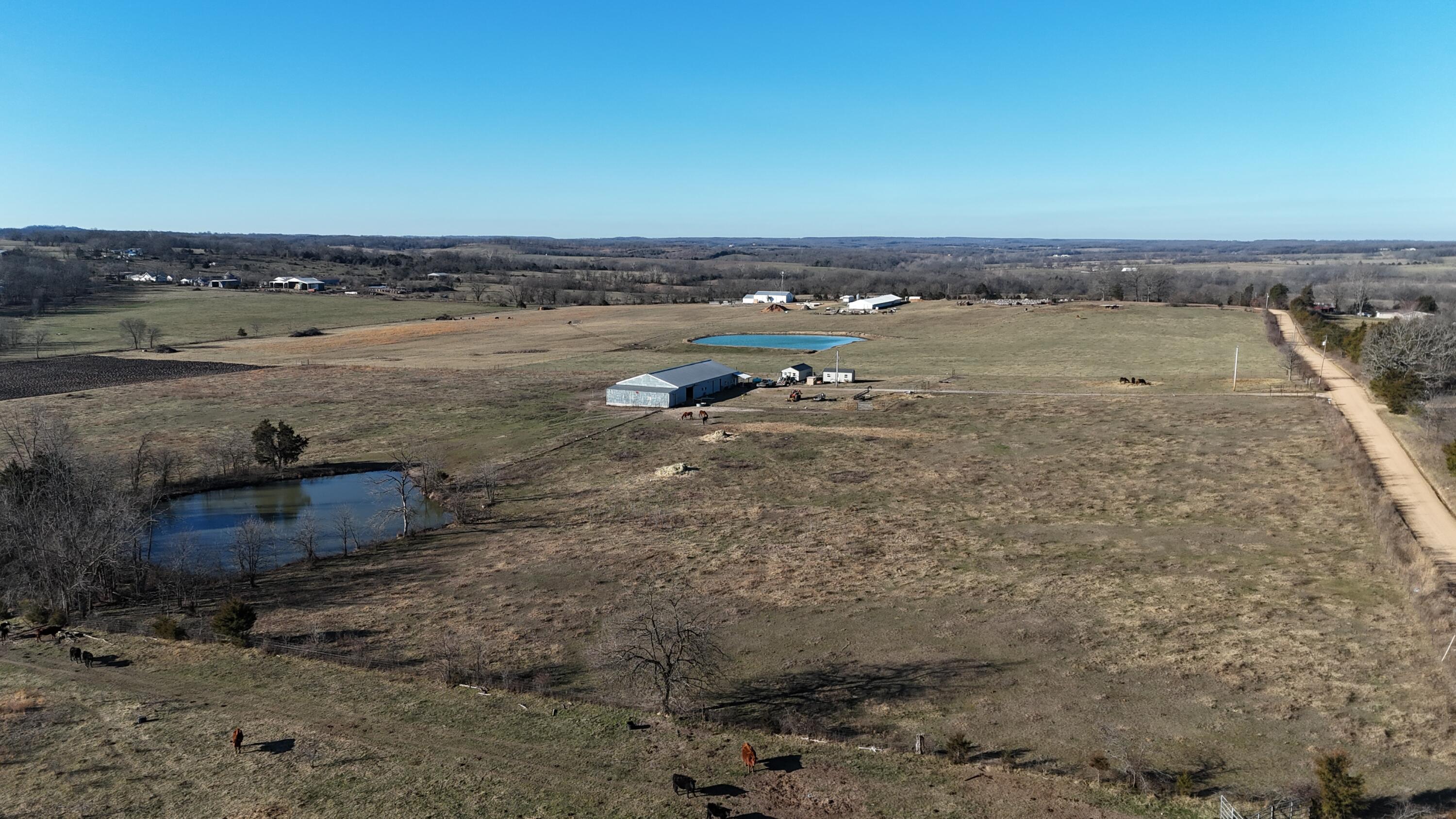 main property photo 14