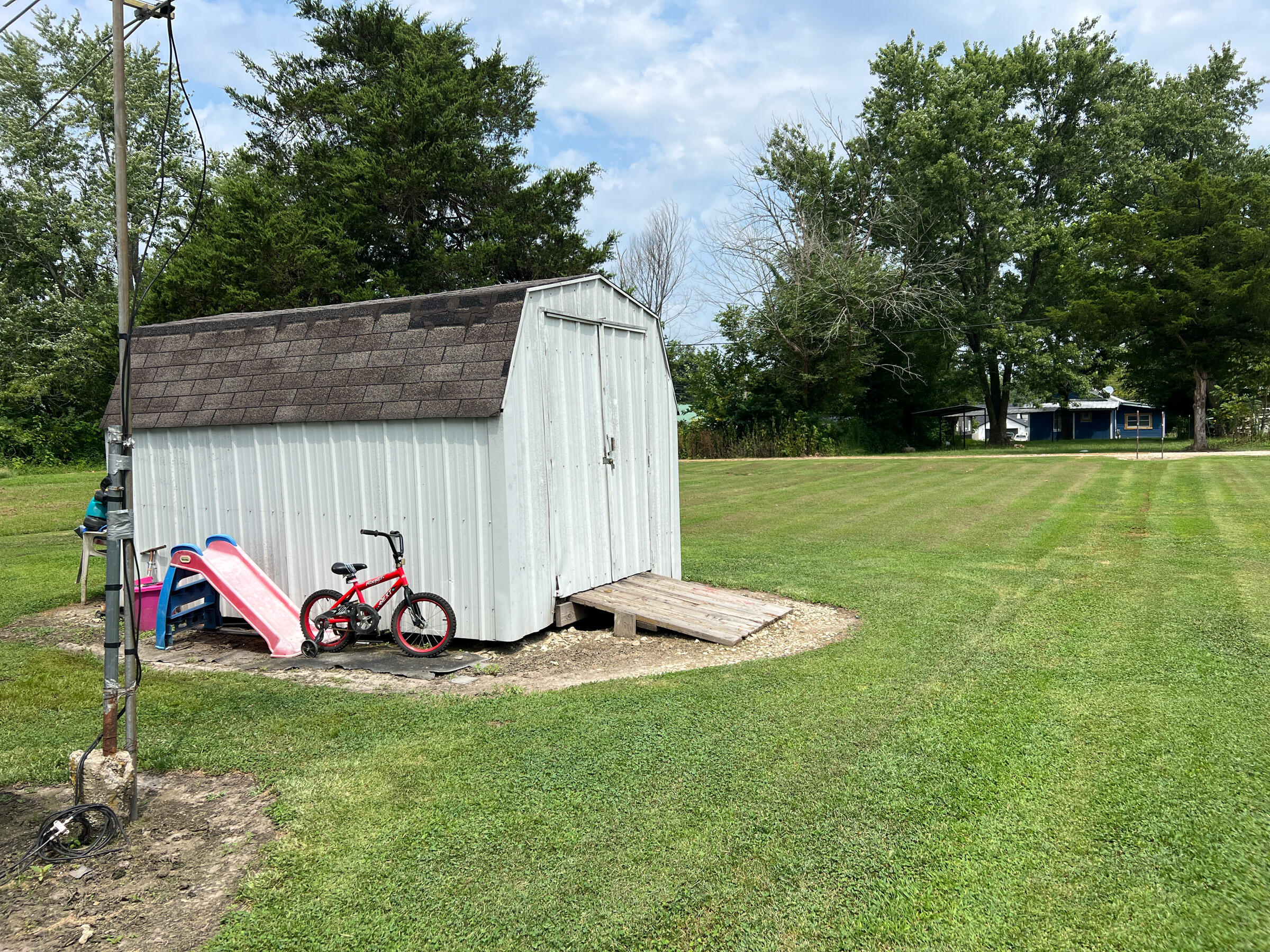 main property photo 15