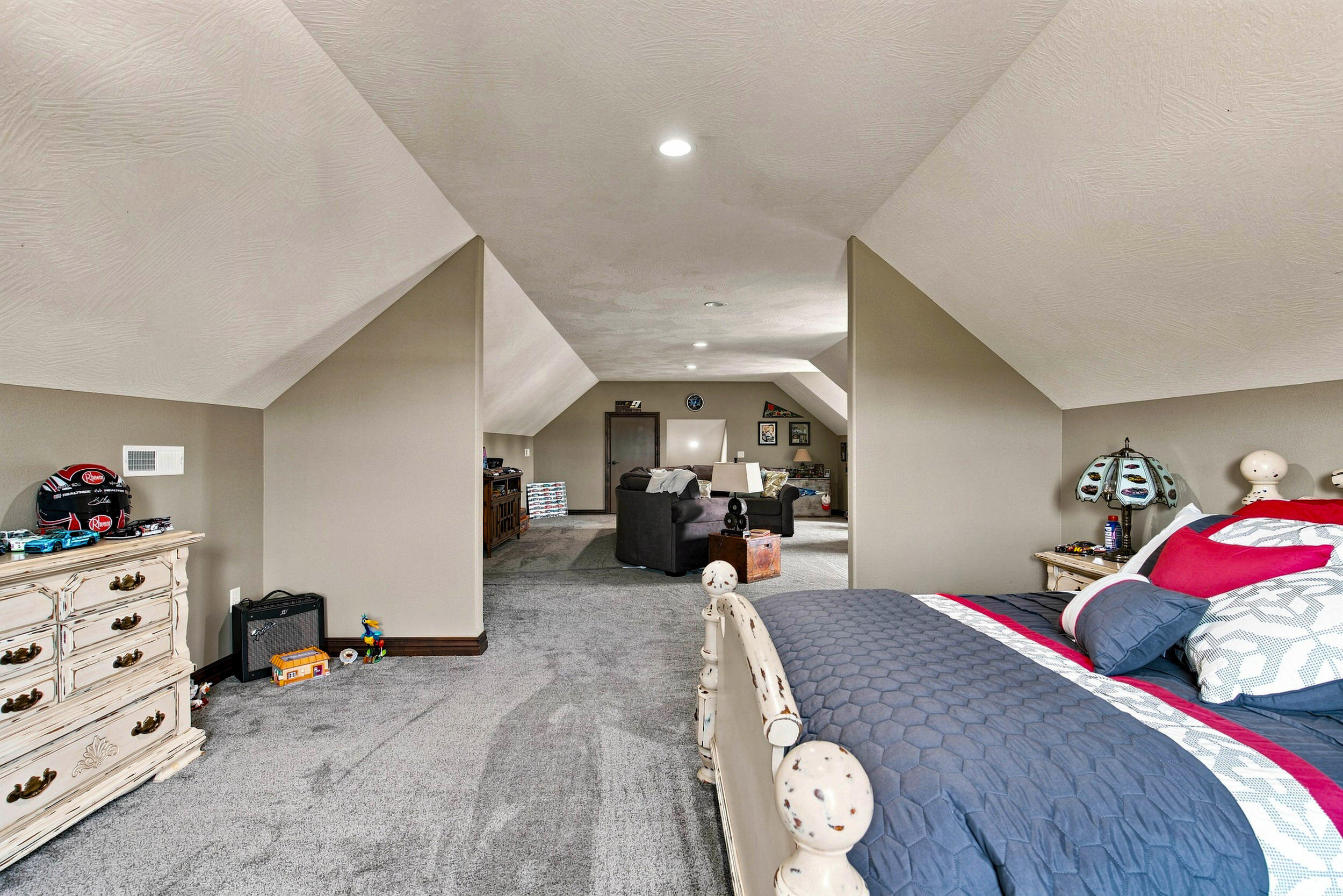 main property photo 61
