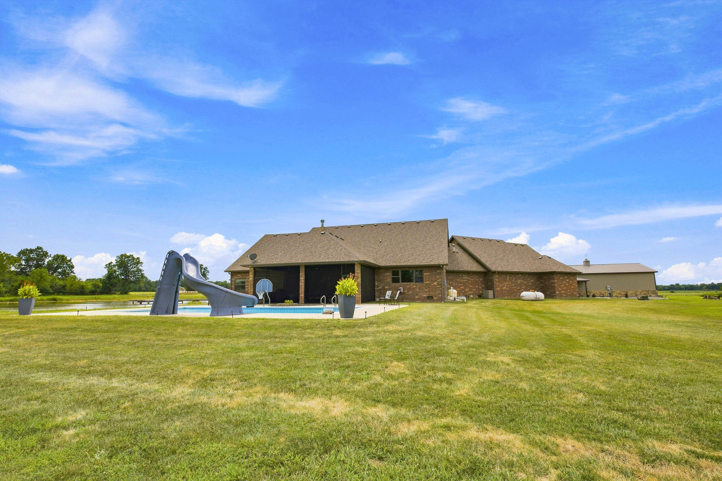 main property photo 77