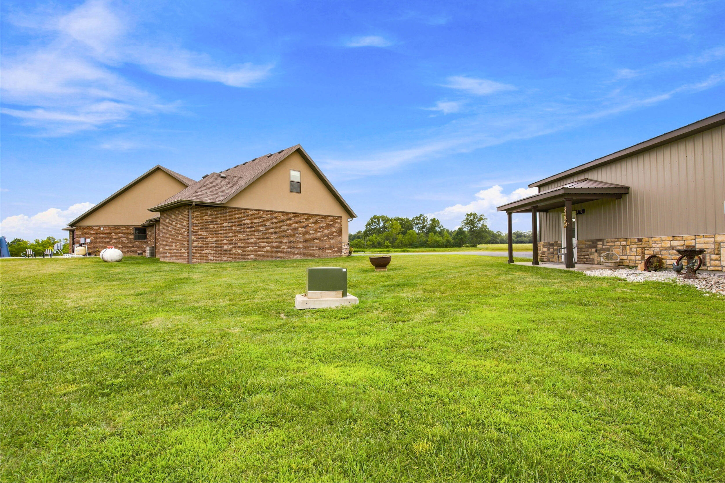 main property photo 83