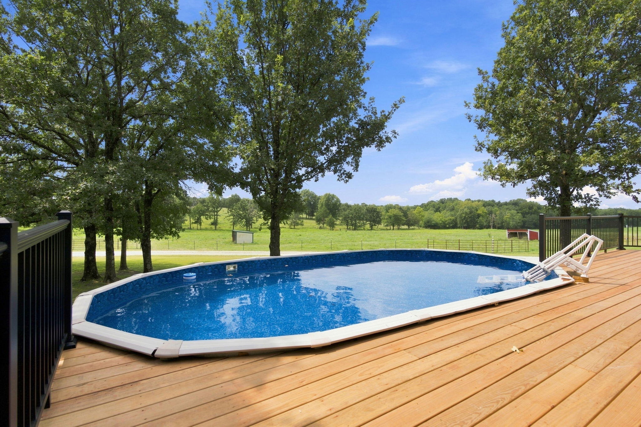 main property photo 59