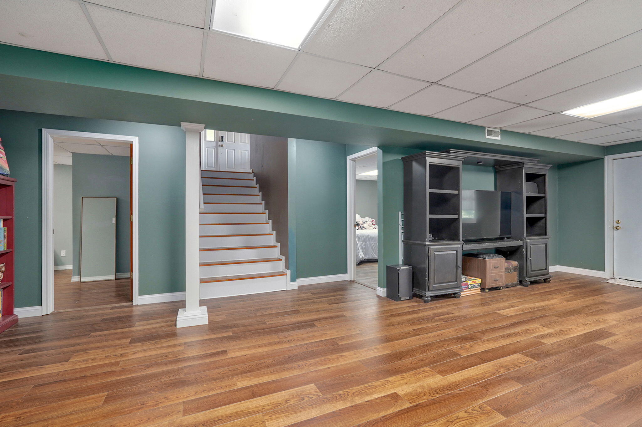 main property photo 25