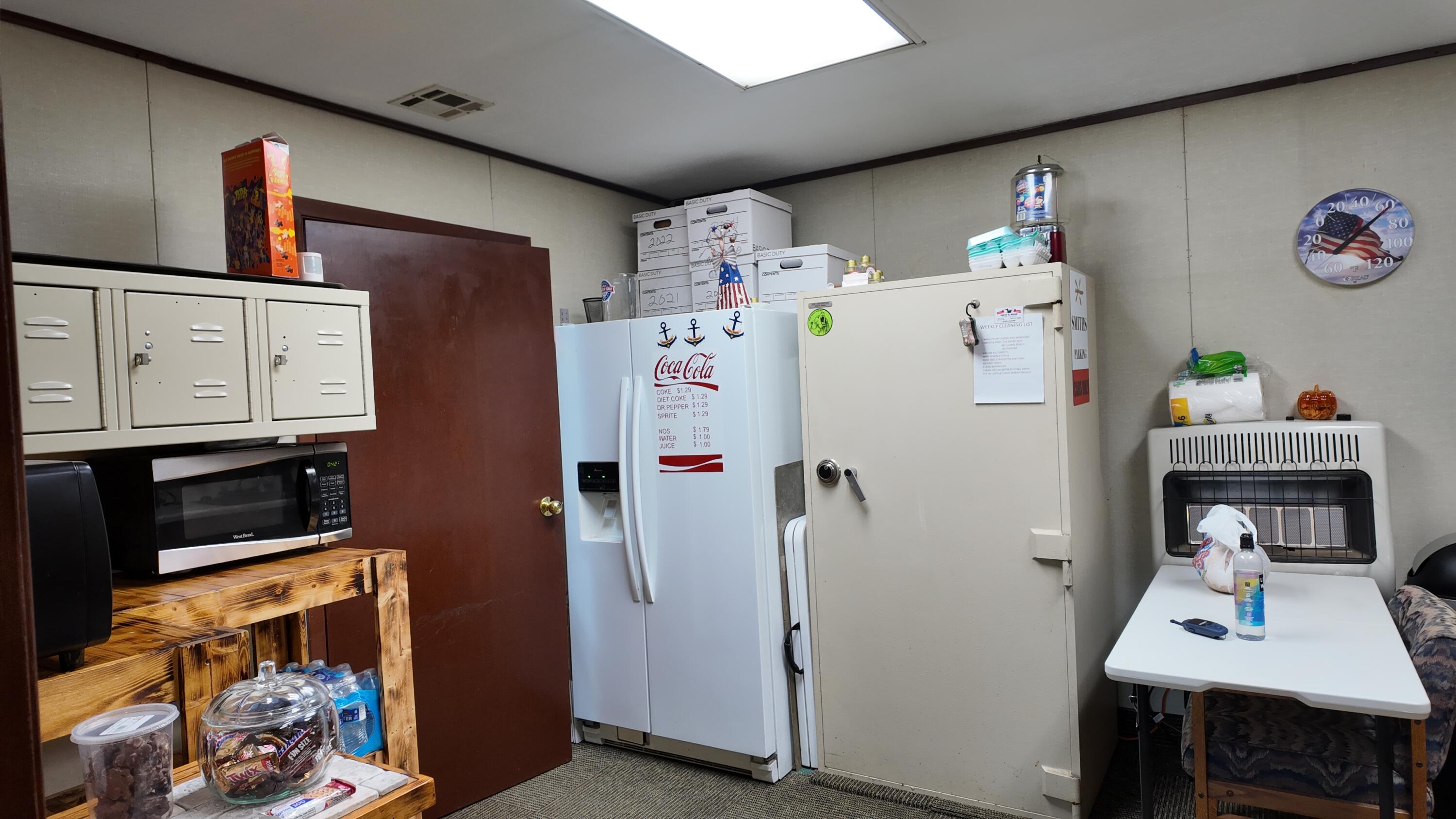 main property photo 20