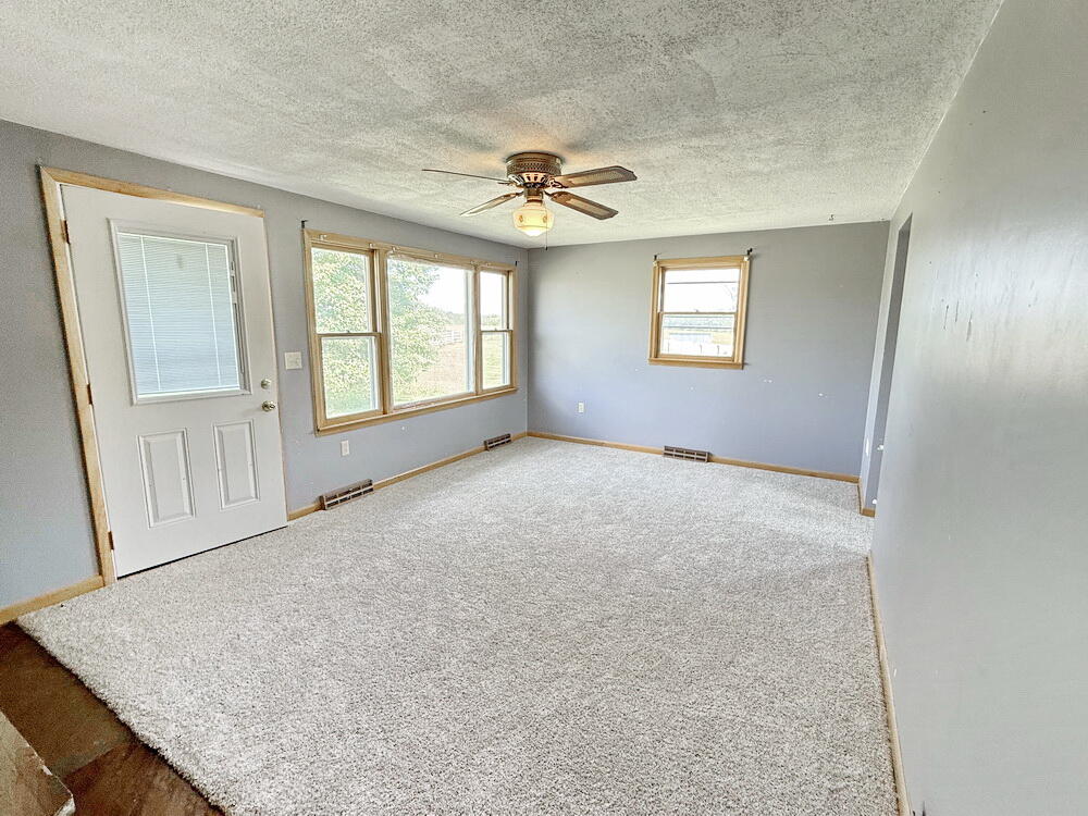 property viewer photo 3