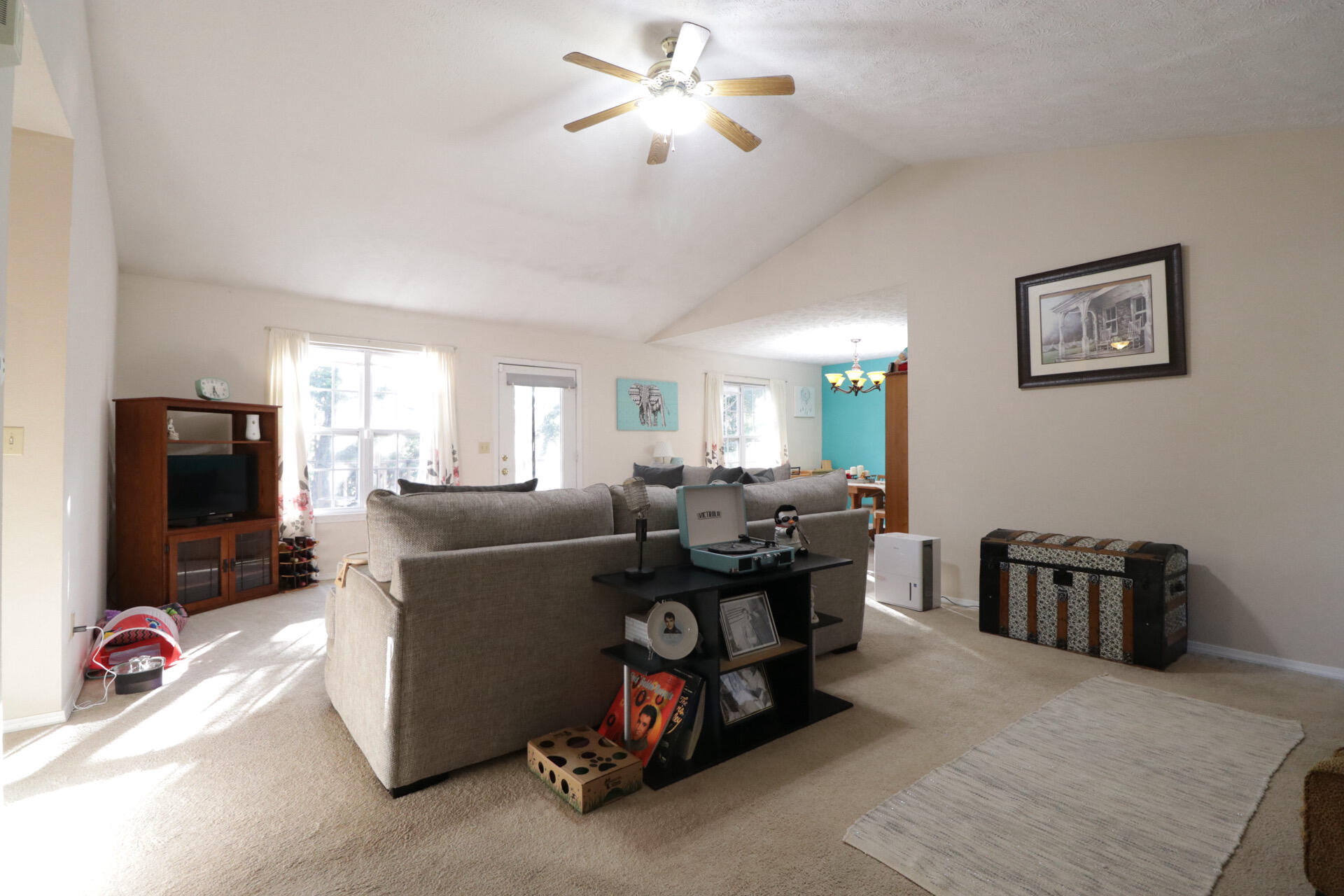main property photo 12