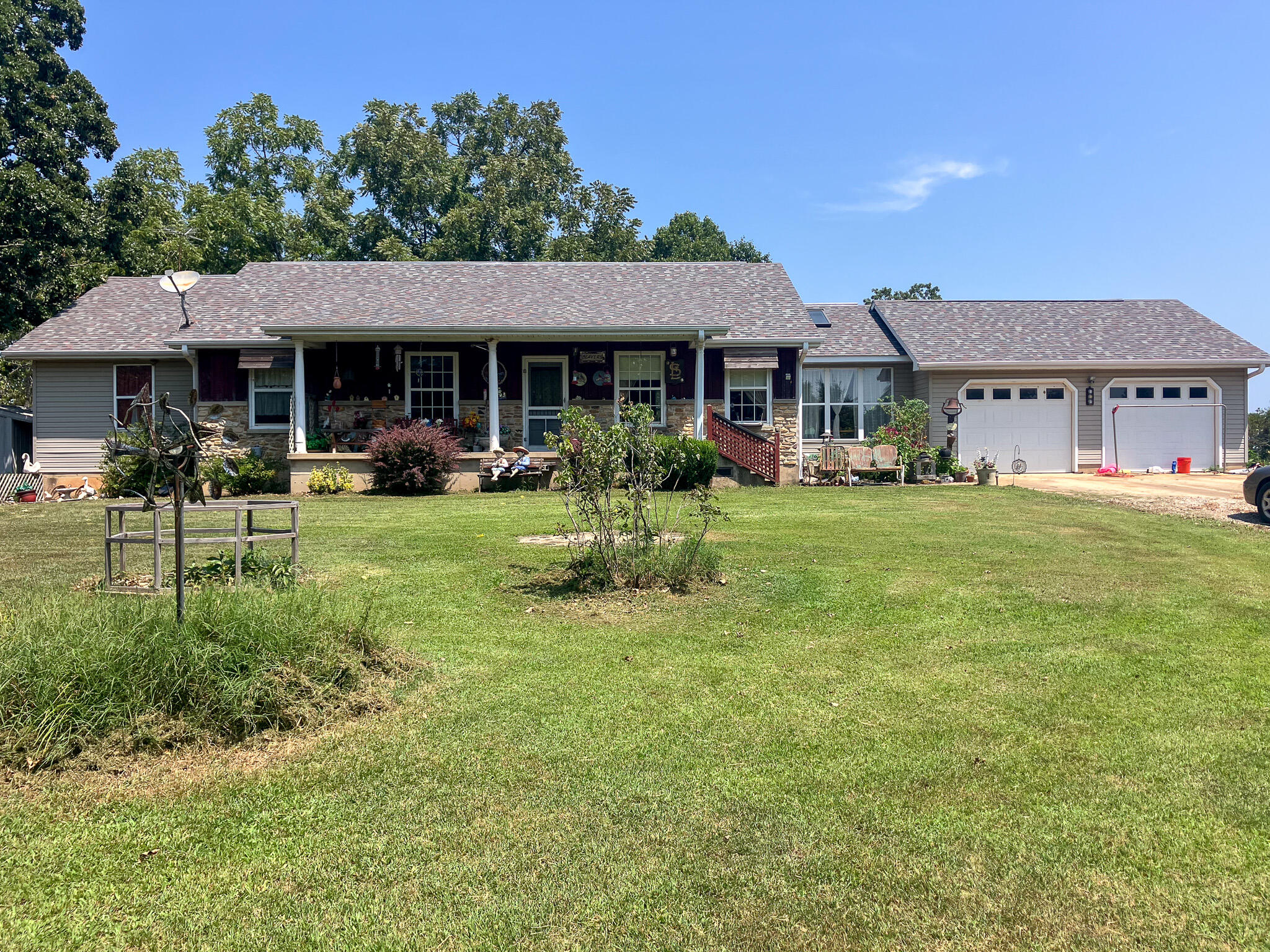 main property photo 27