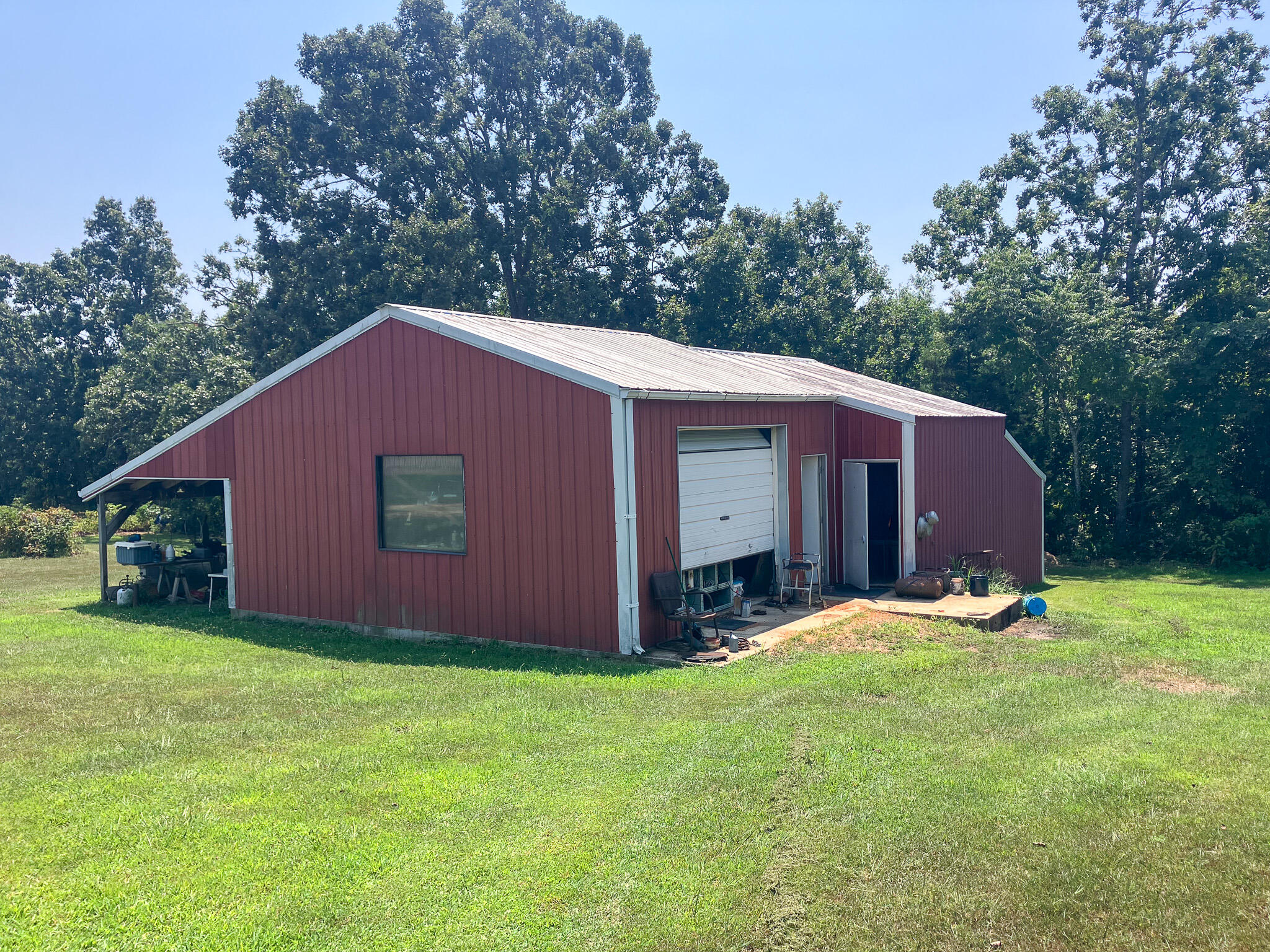main property photo 34