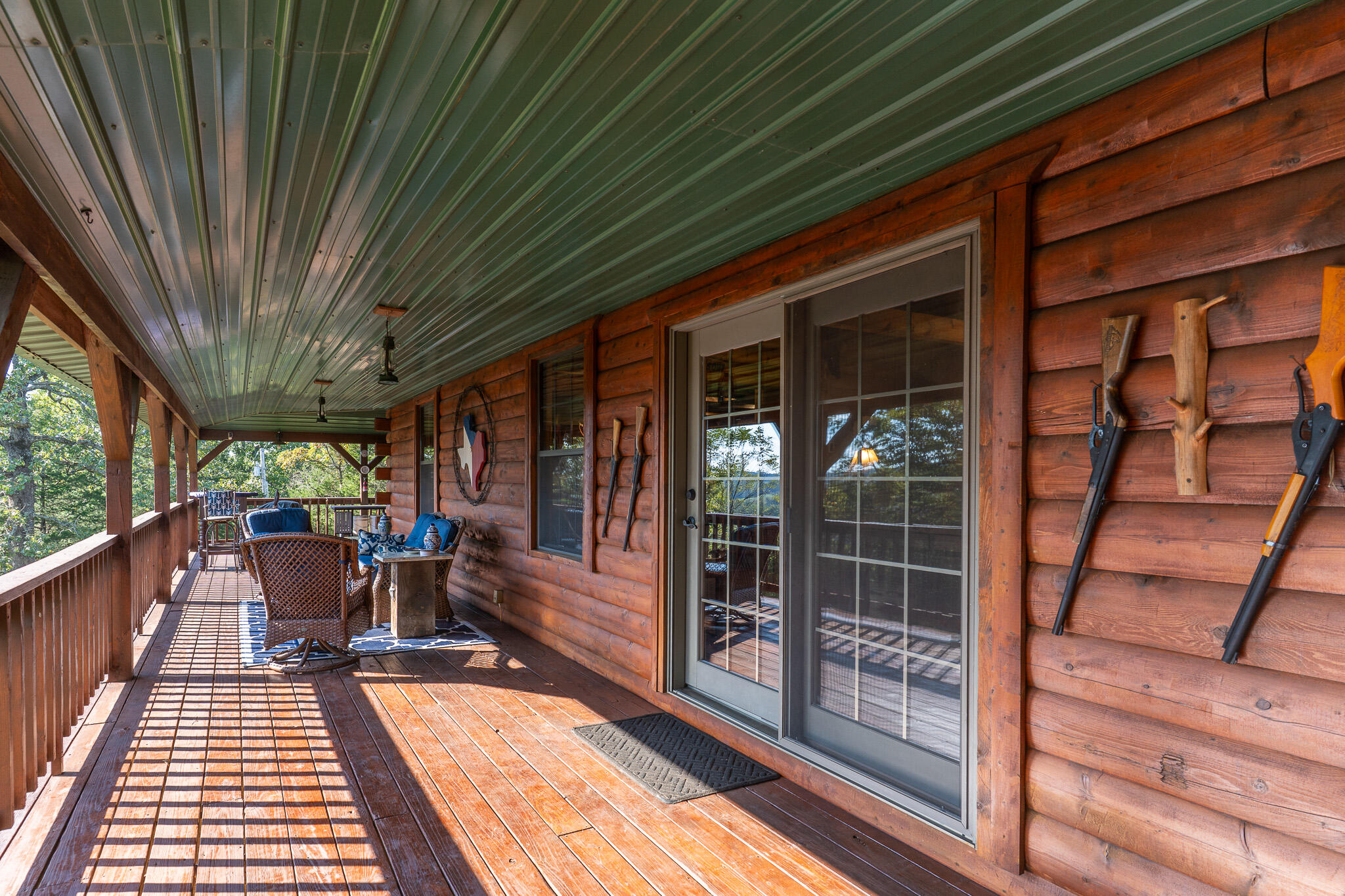 main property photo 40