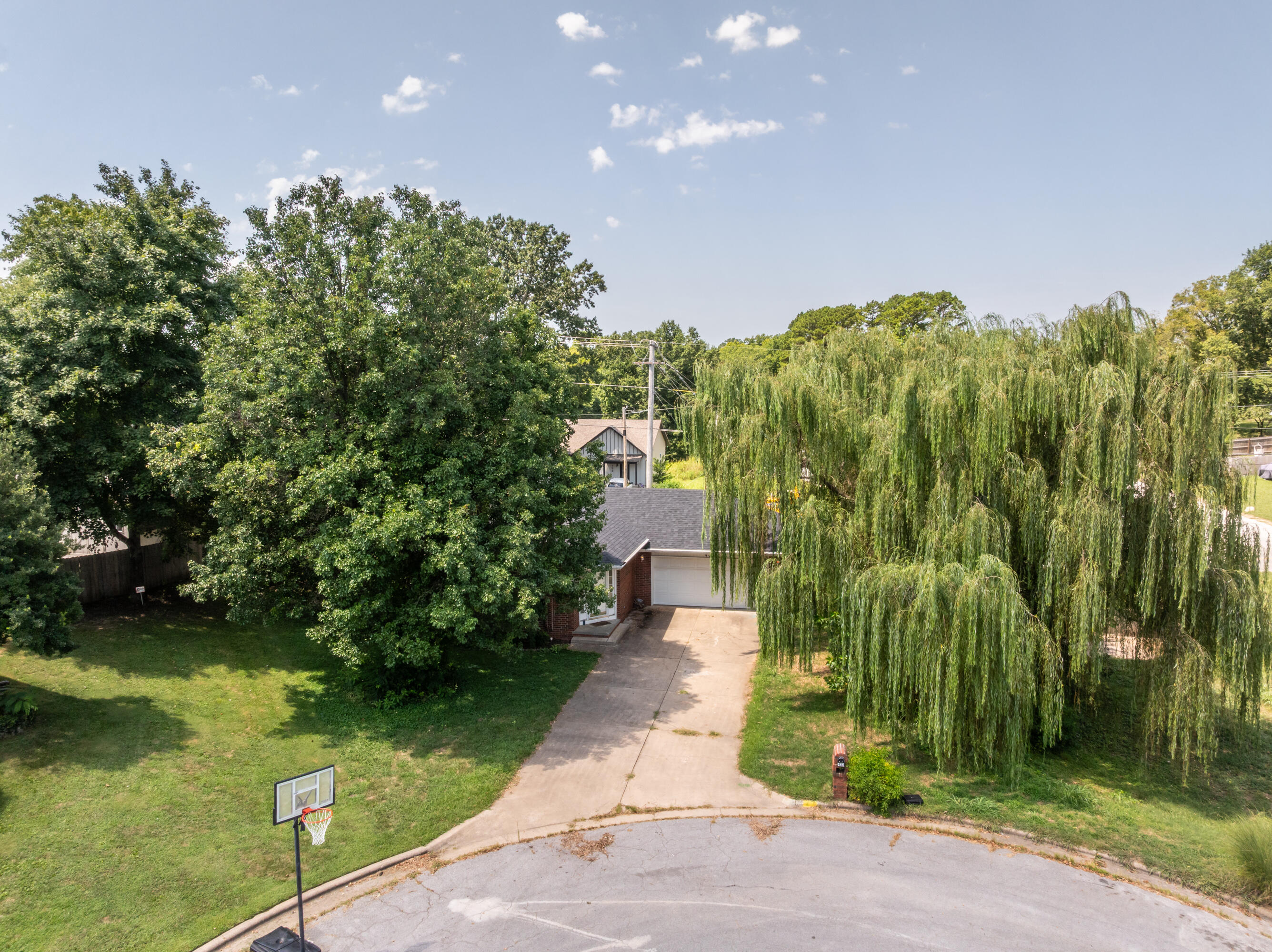 main property photo 33