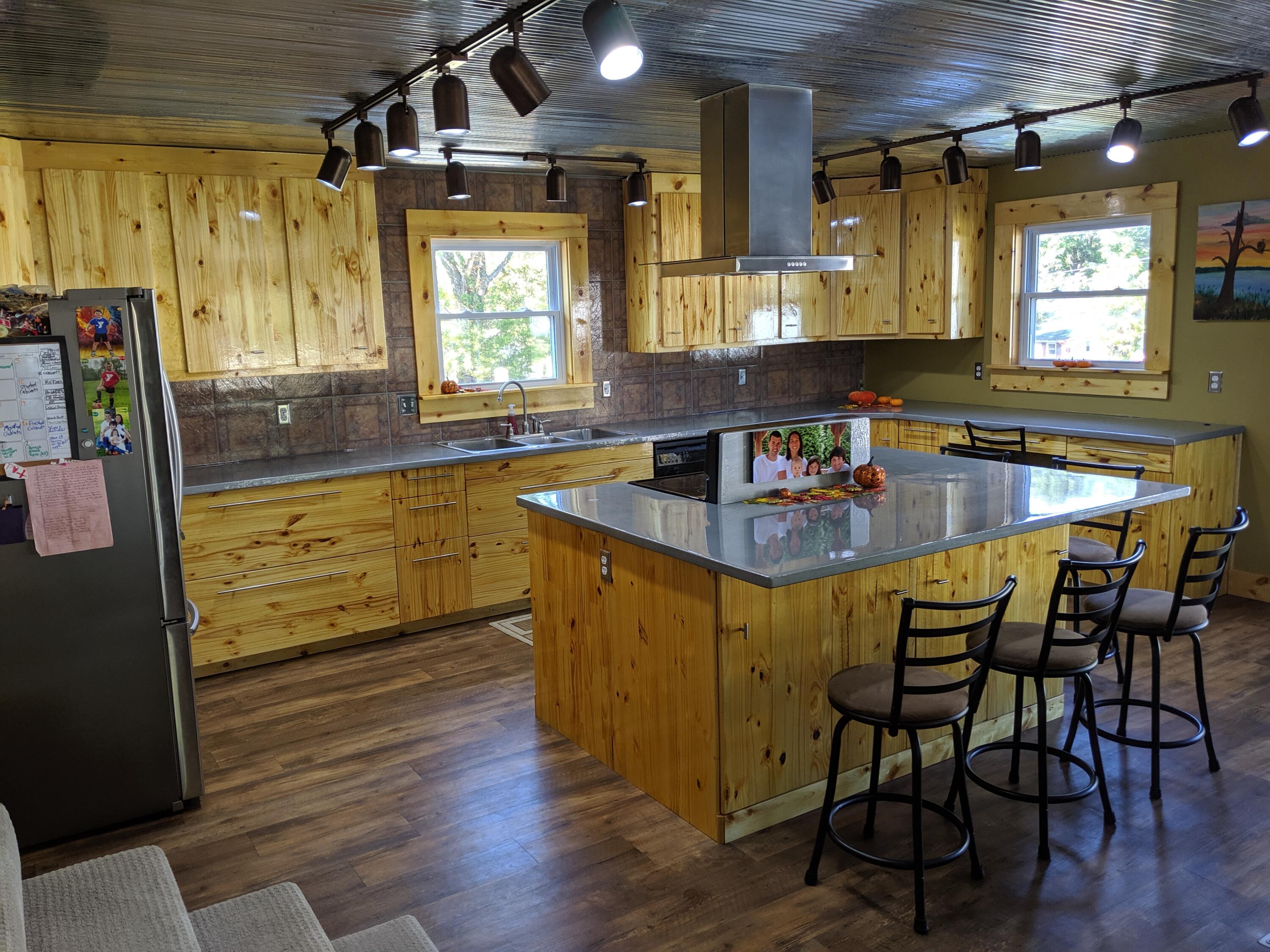 main property photo 18