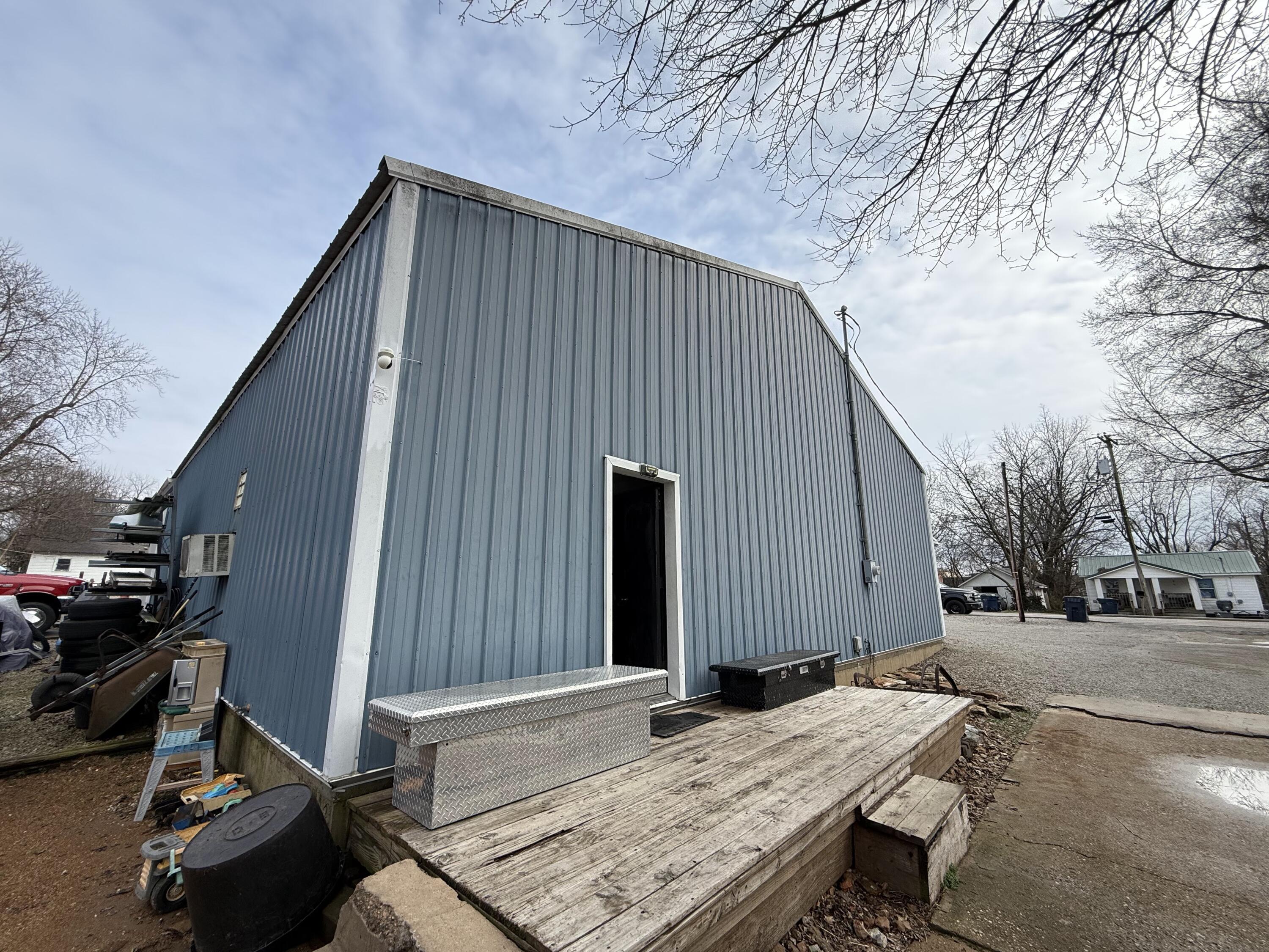 main property photo 60