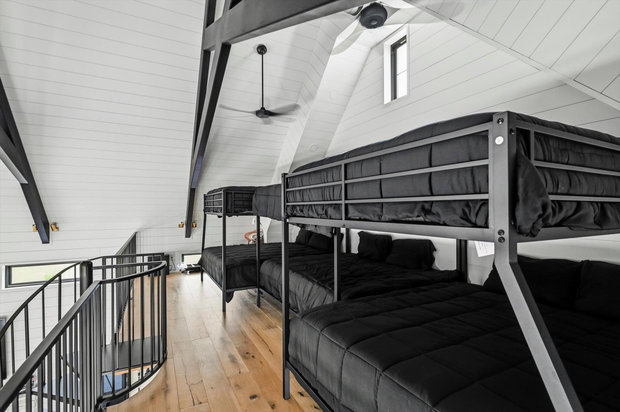 main property photo 75
