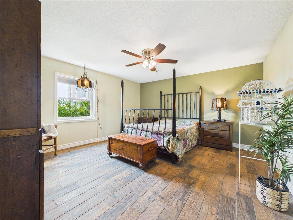 main property photo 84