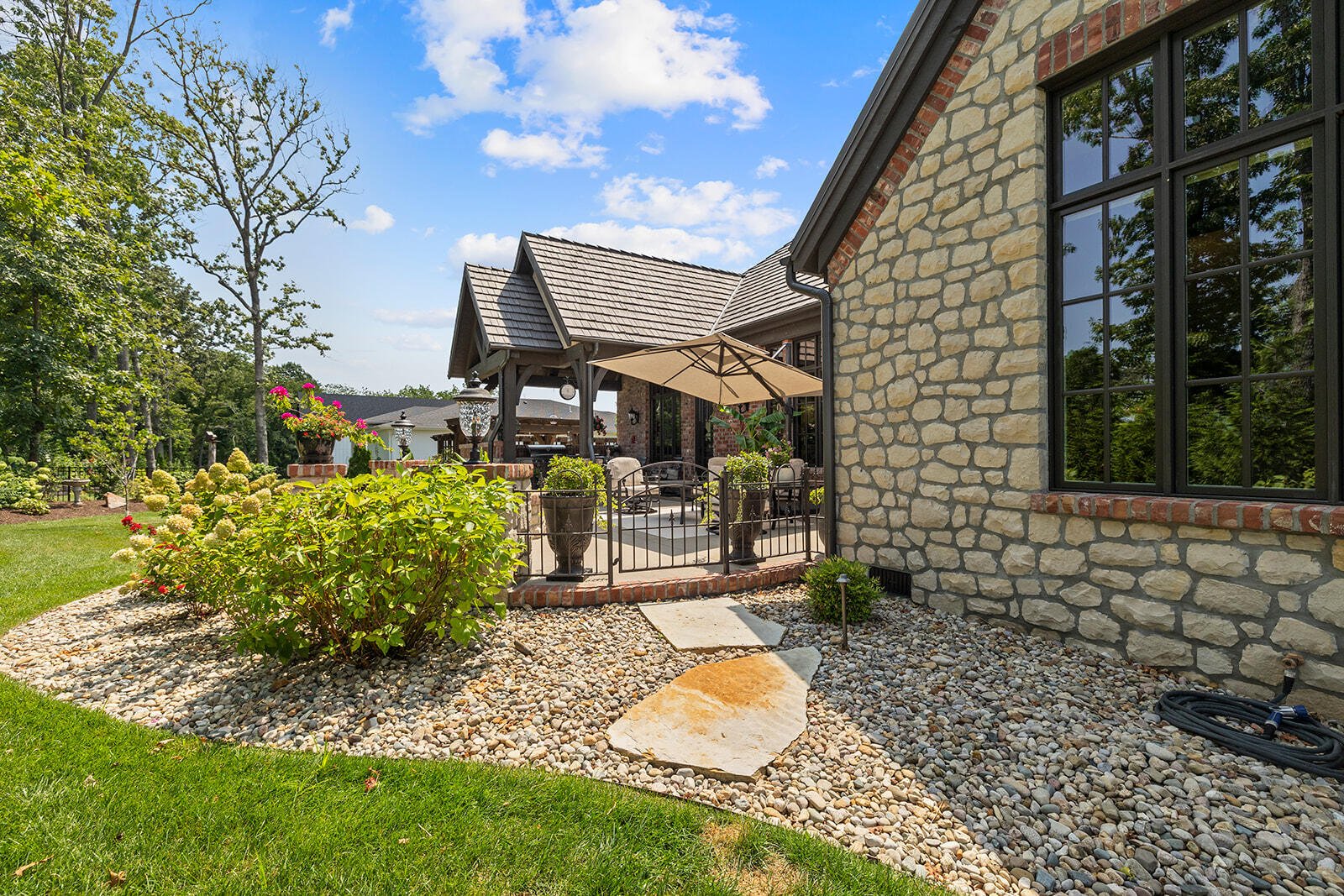 main property photo 100