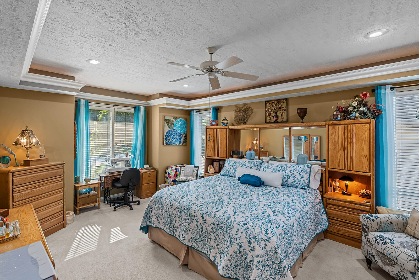 main property photo 8