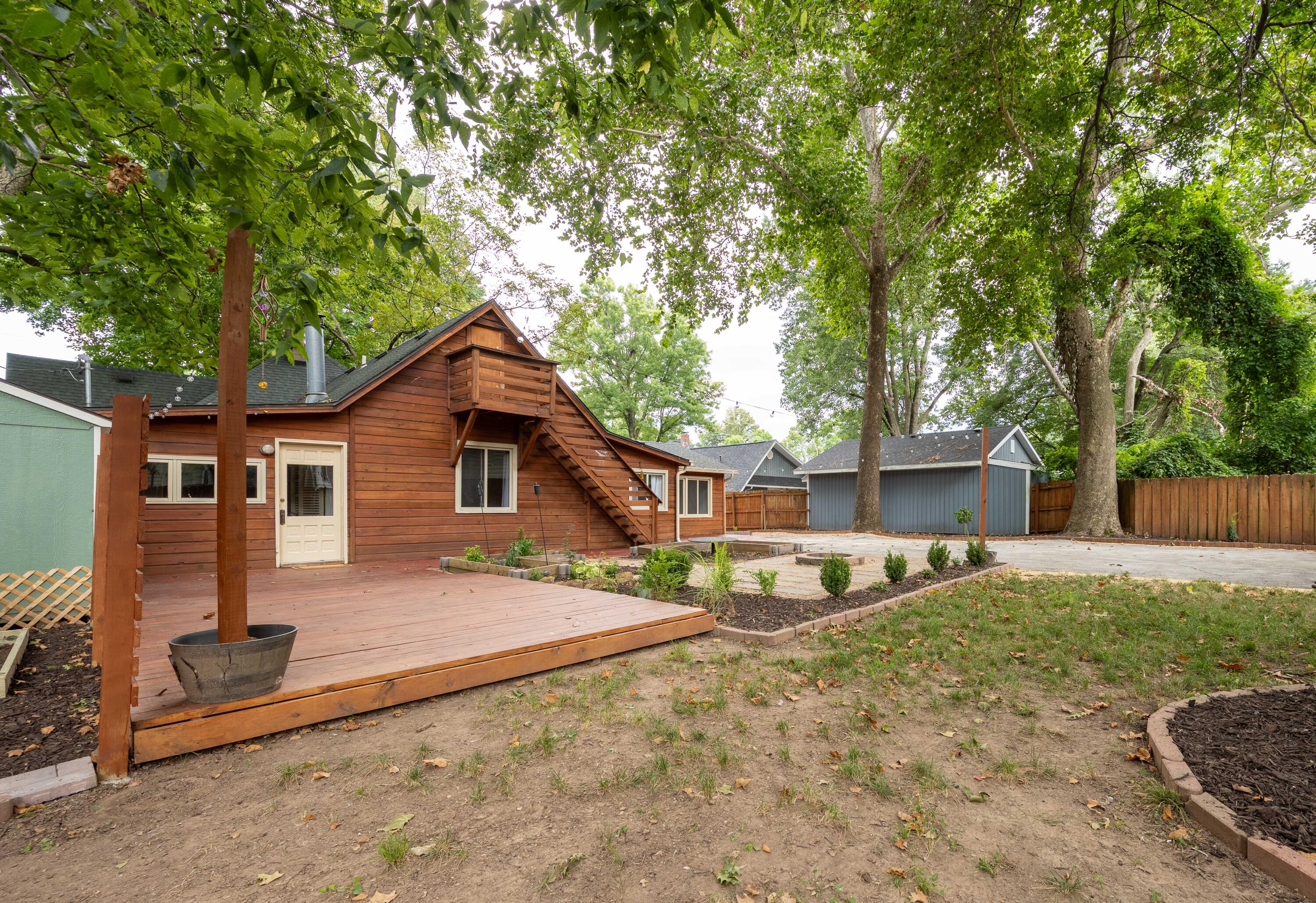 main property photo 61