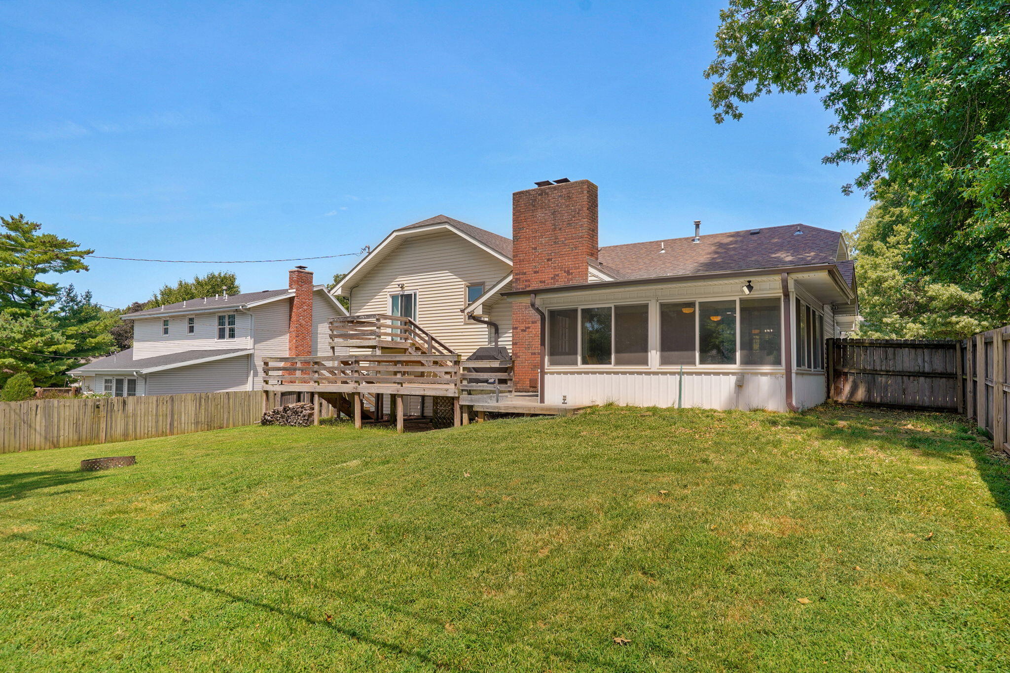 main property photo 42