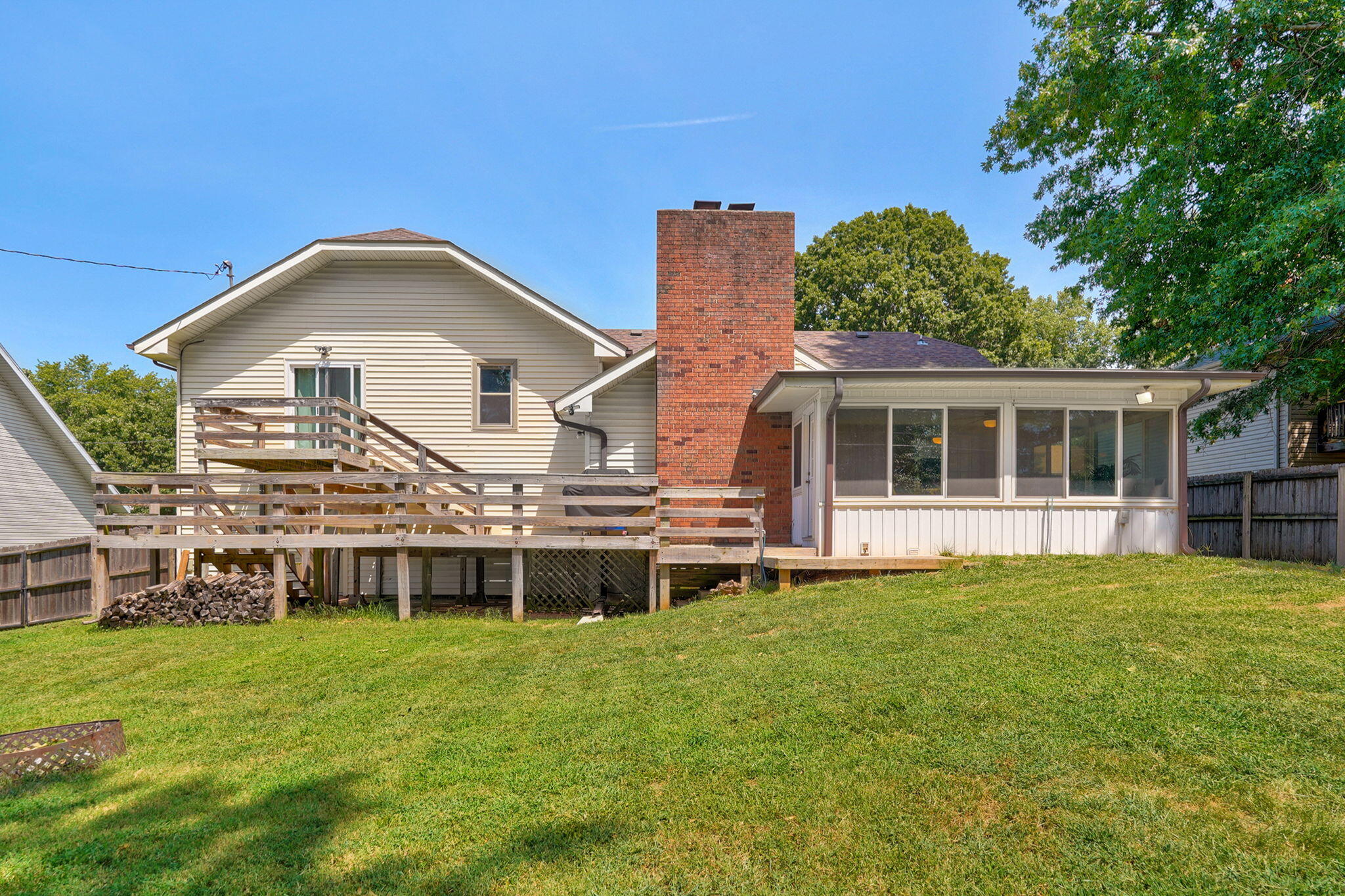 main property photo 43