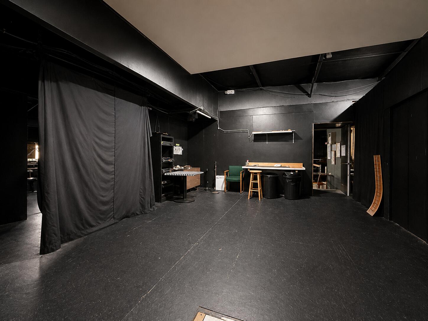 main property photo 48
