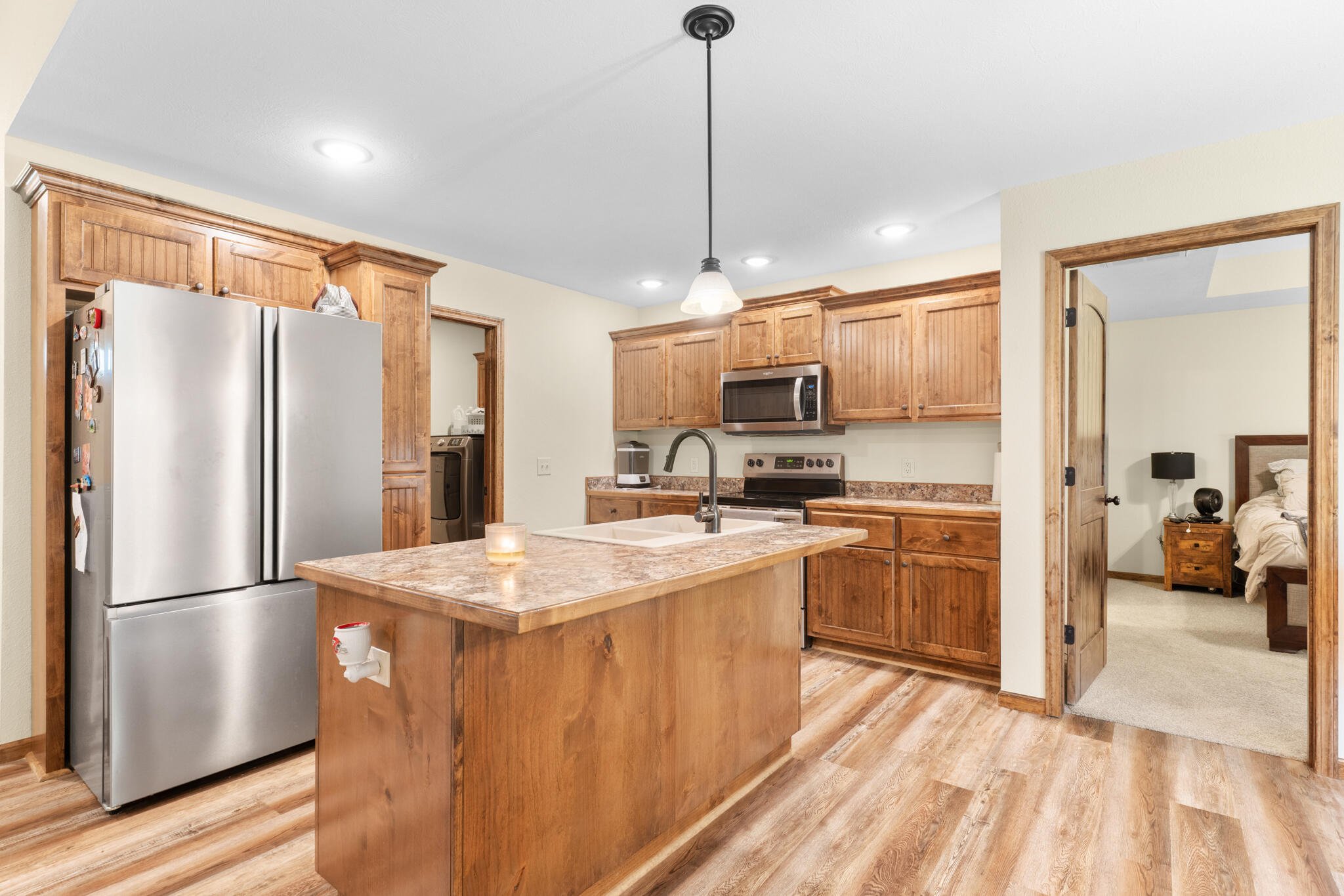 main property photo 6