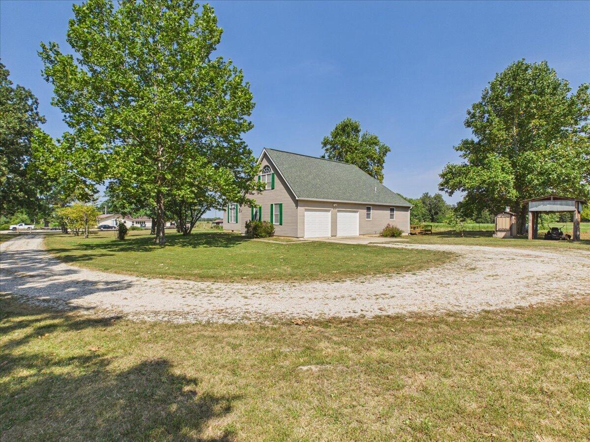 main property photo 4