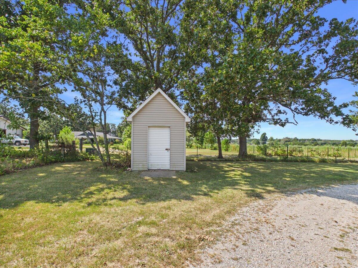 main property photo 46