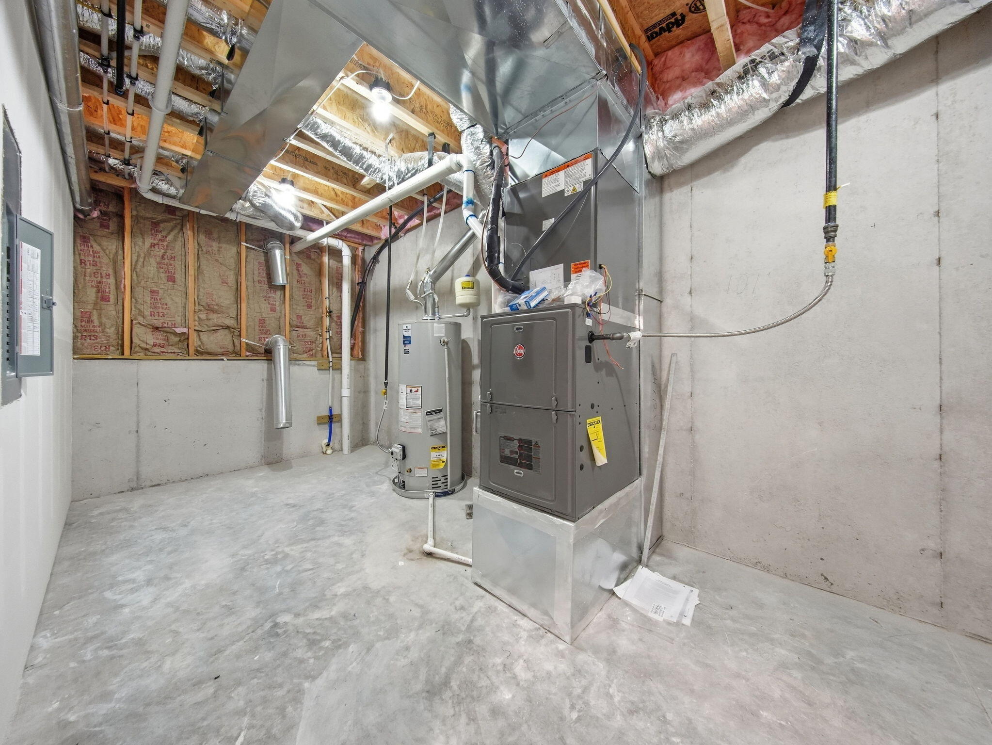 main property photo 43