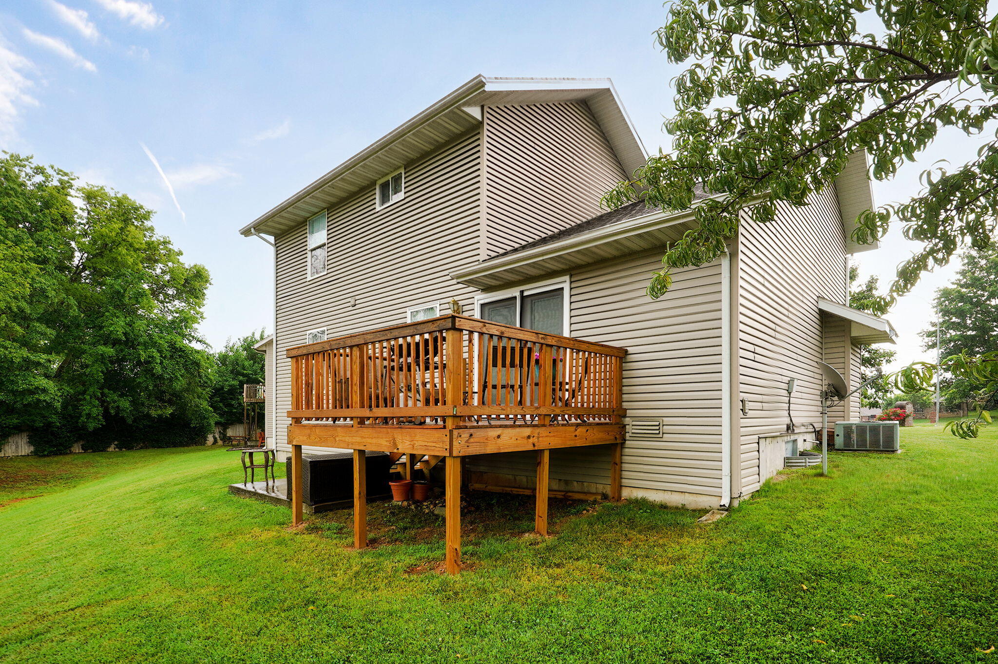main property photo 24