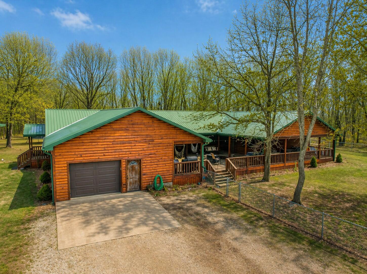 main property photo 5
