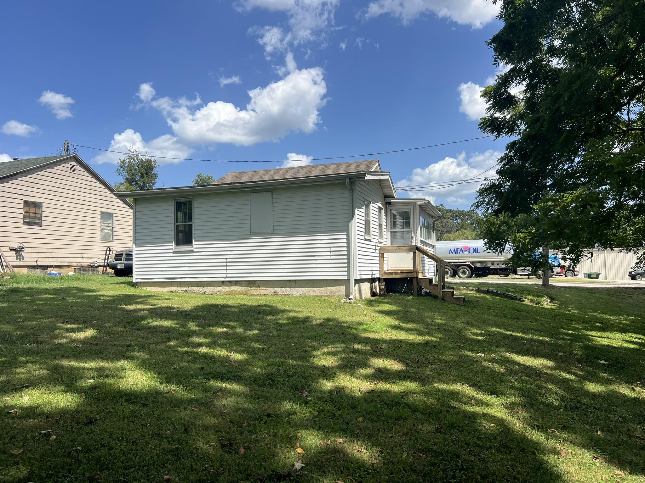 main property photo 4