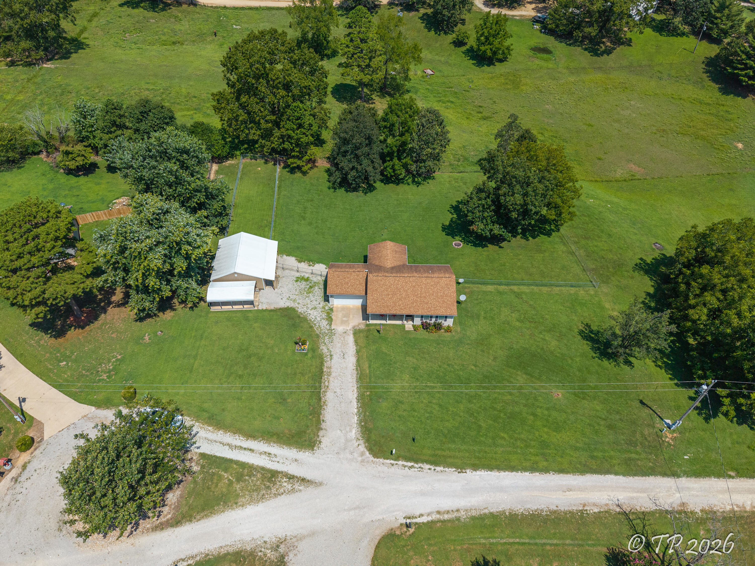 main property photo 36