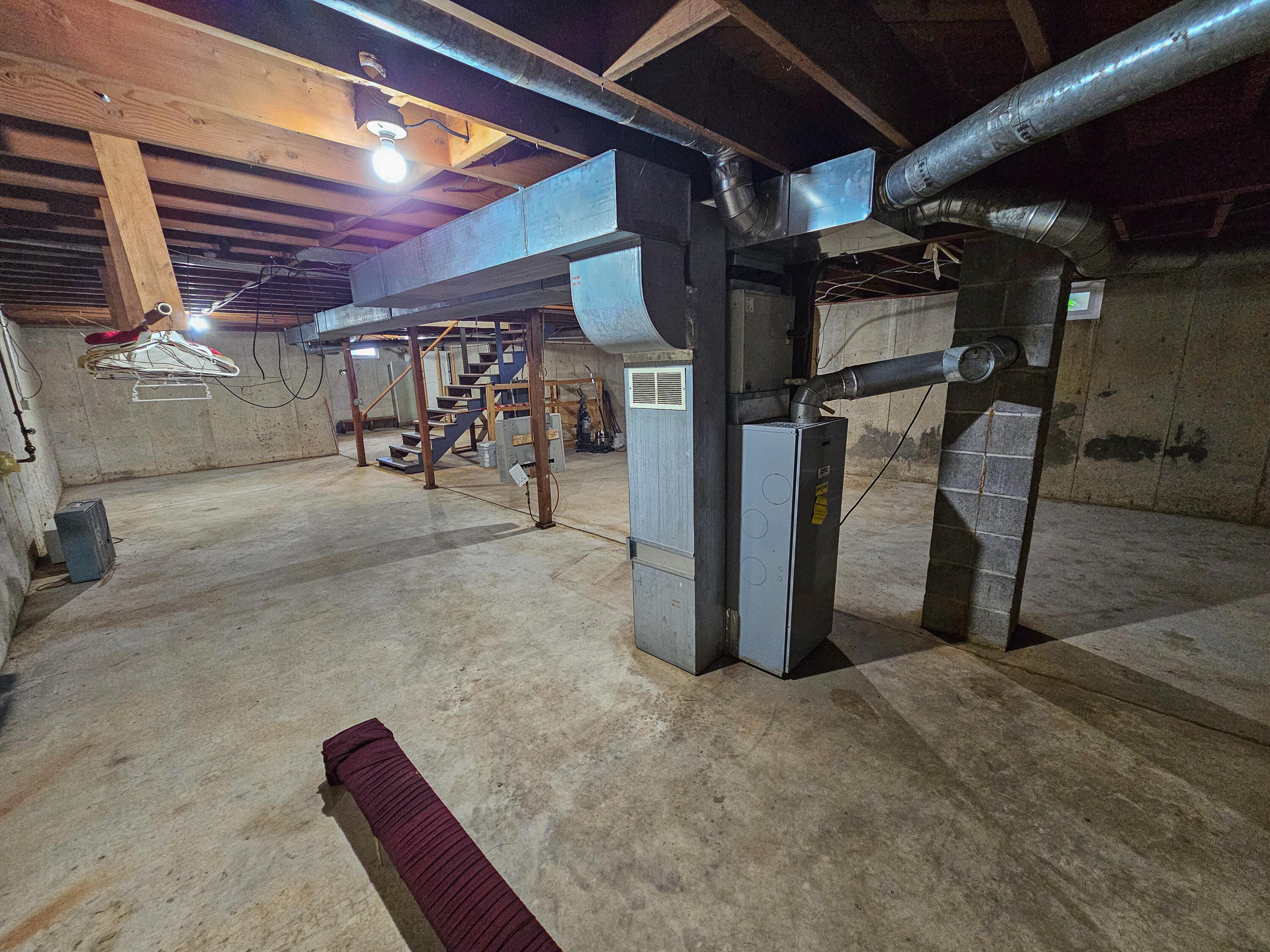 main property photo 19