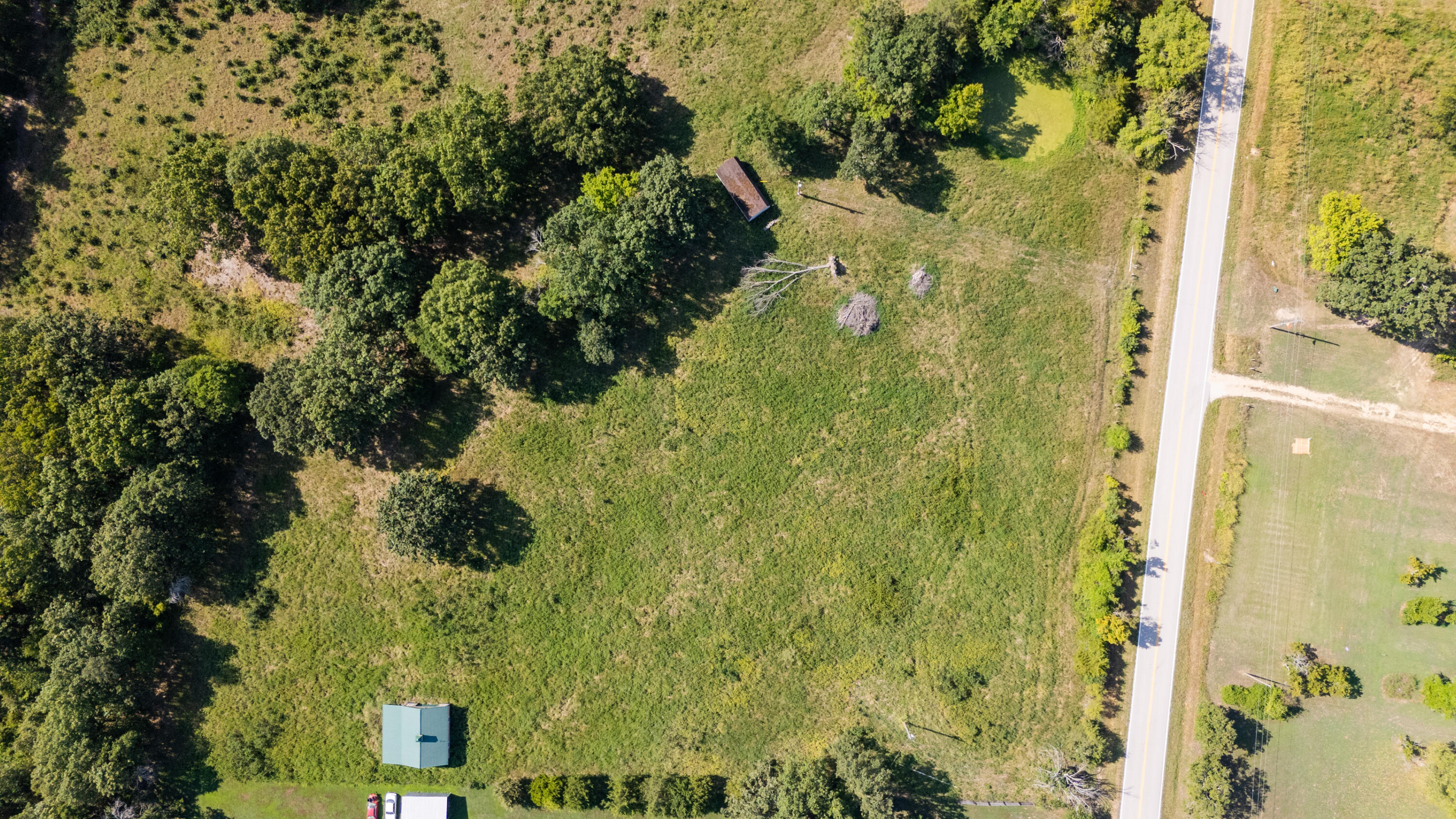 main property photo 27