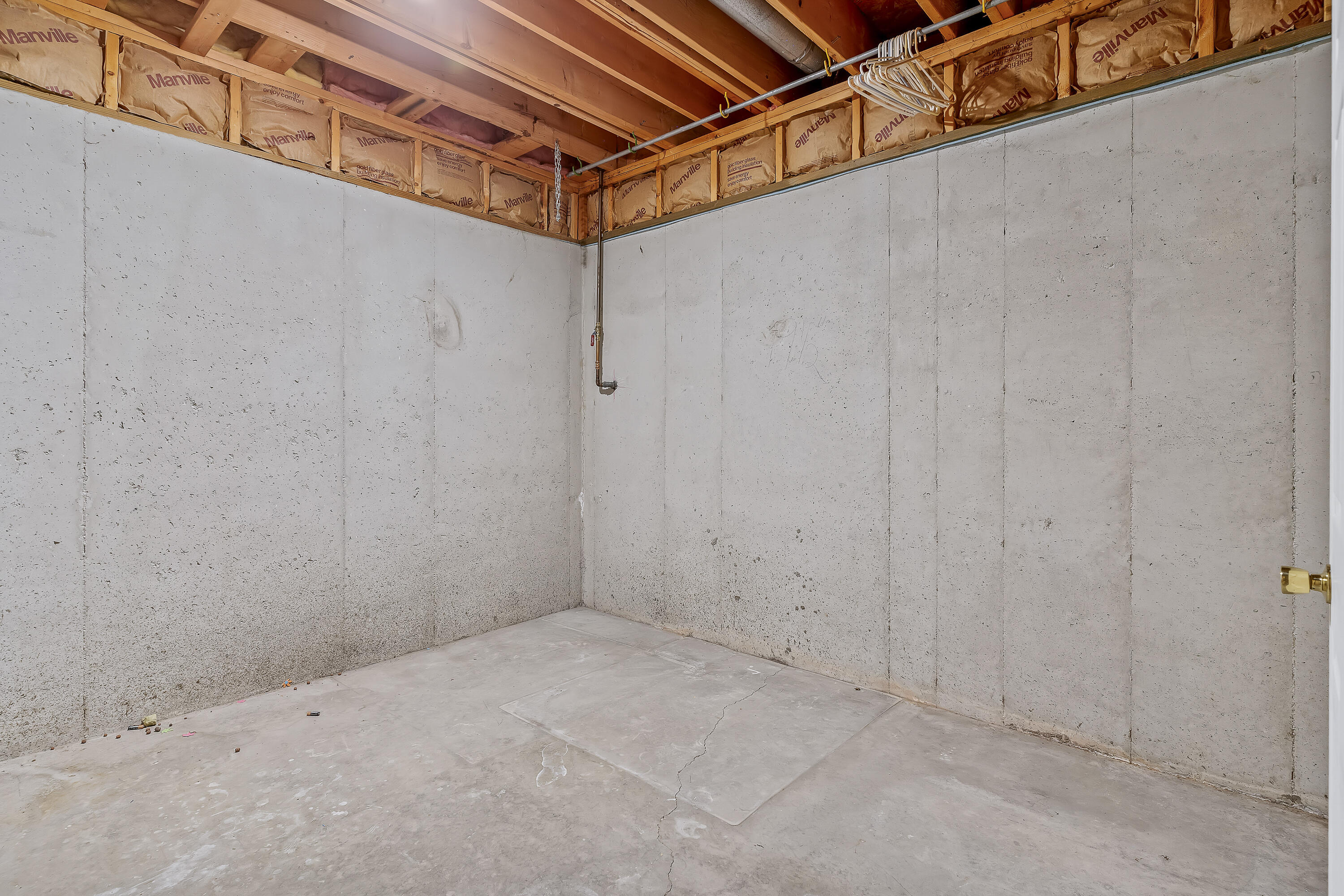 main property photo 54