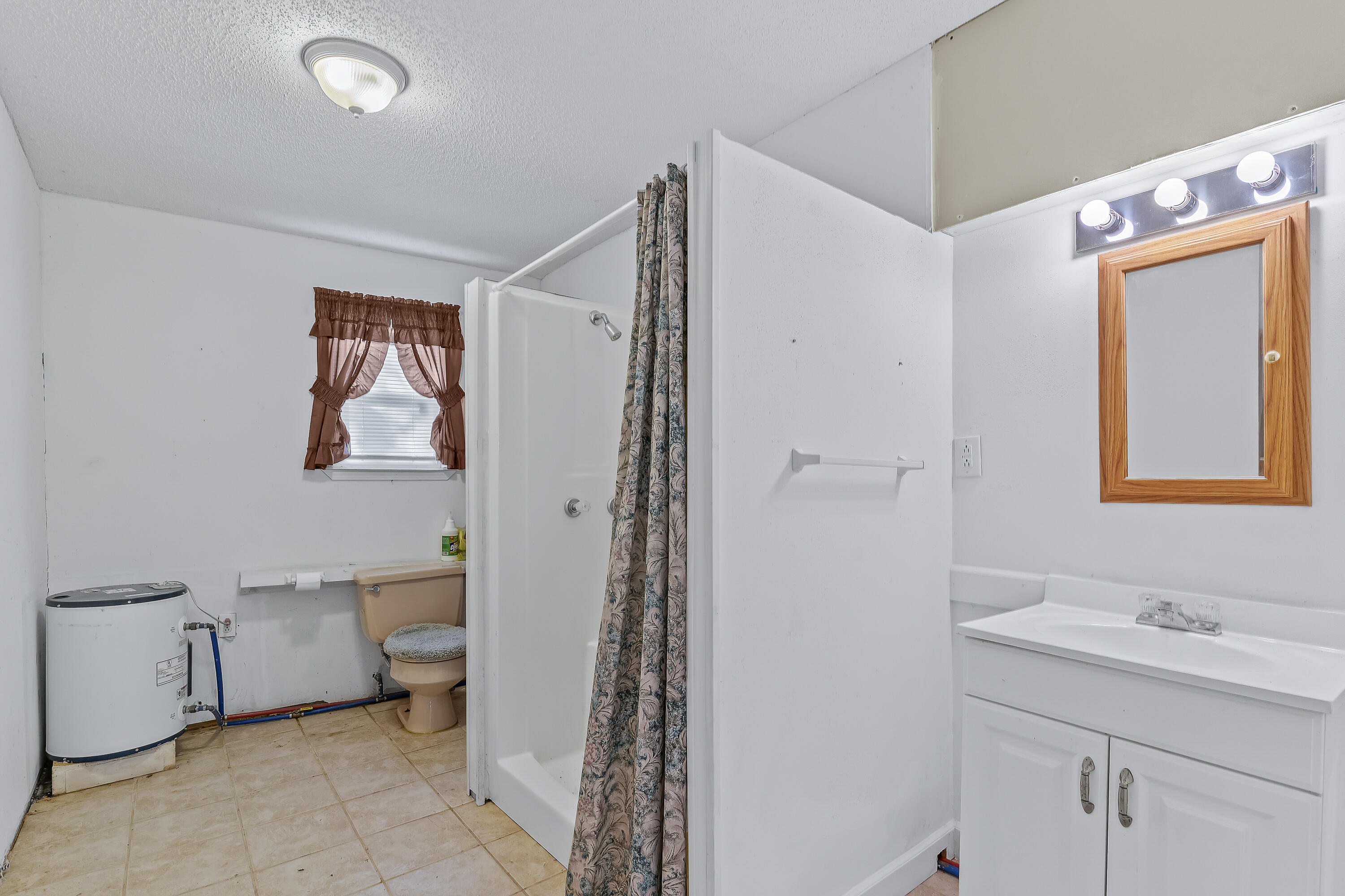 main property photo 62