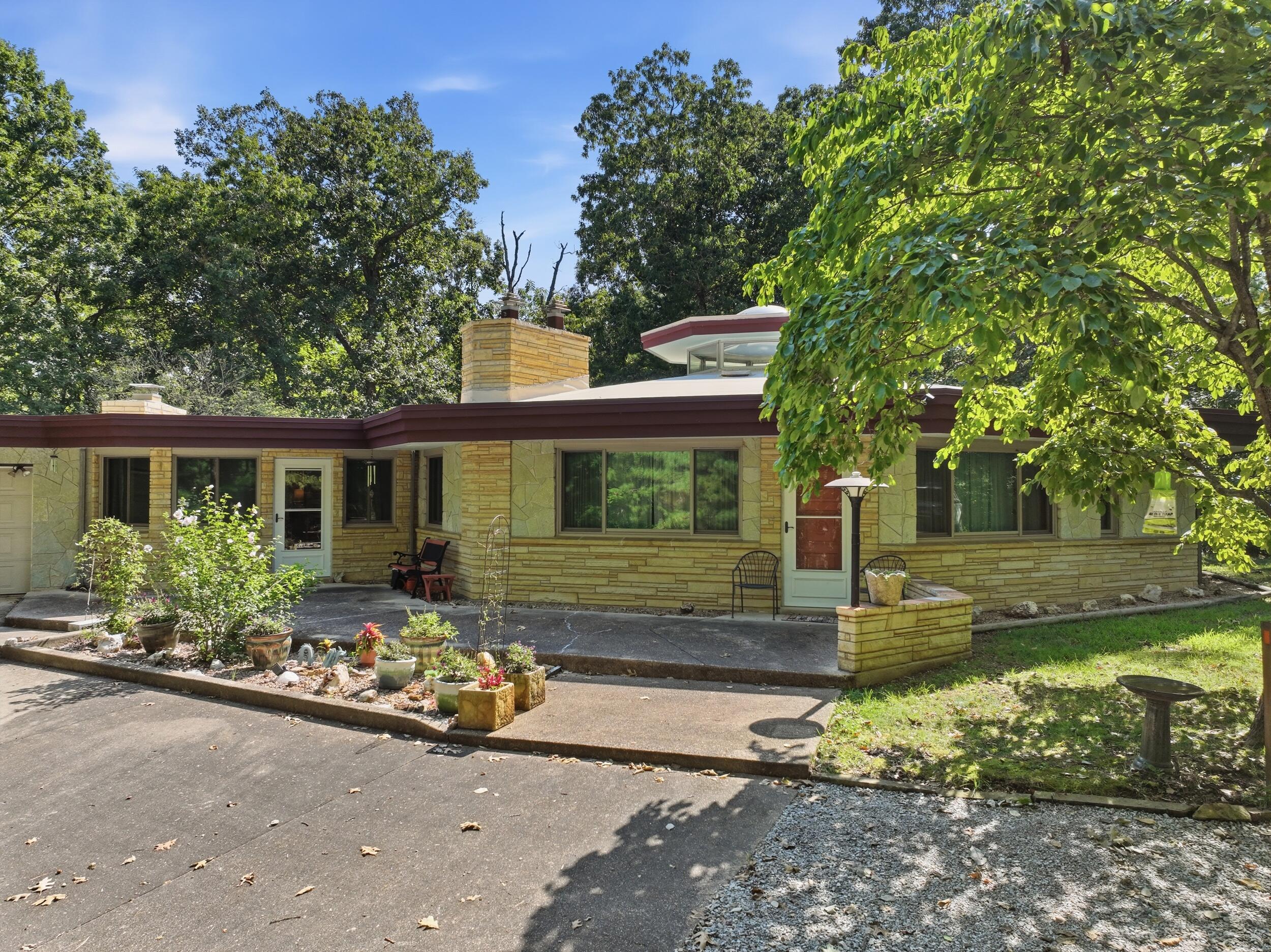main property photo 37