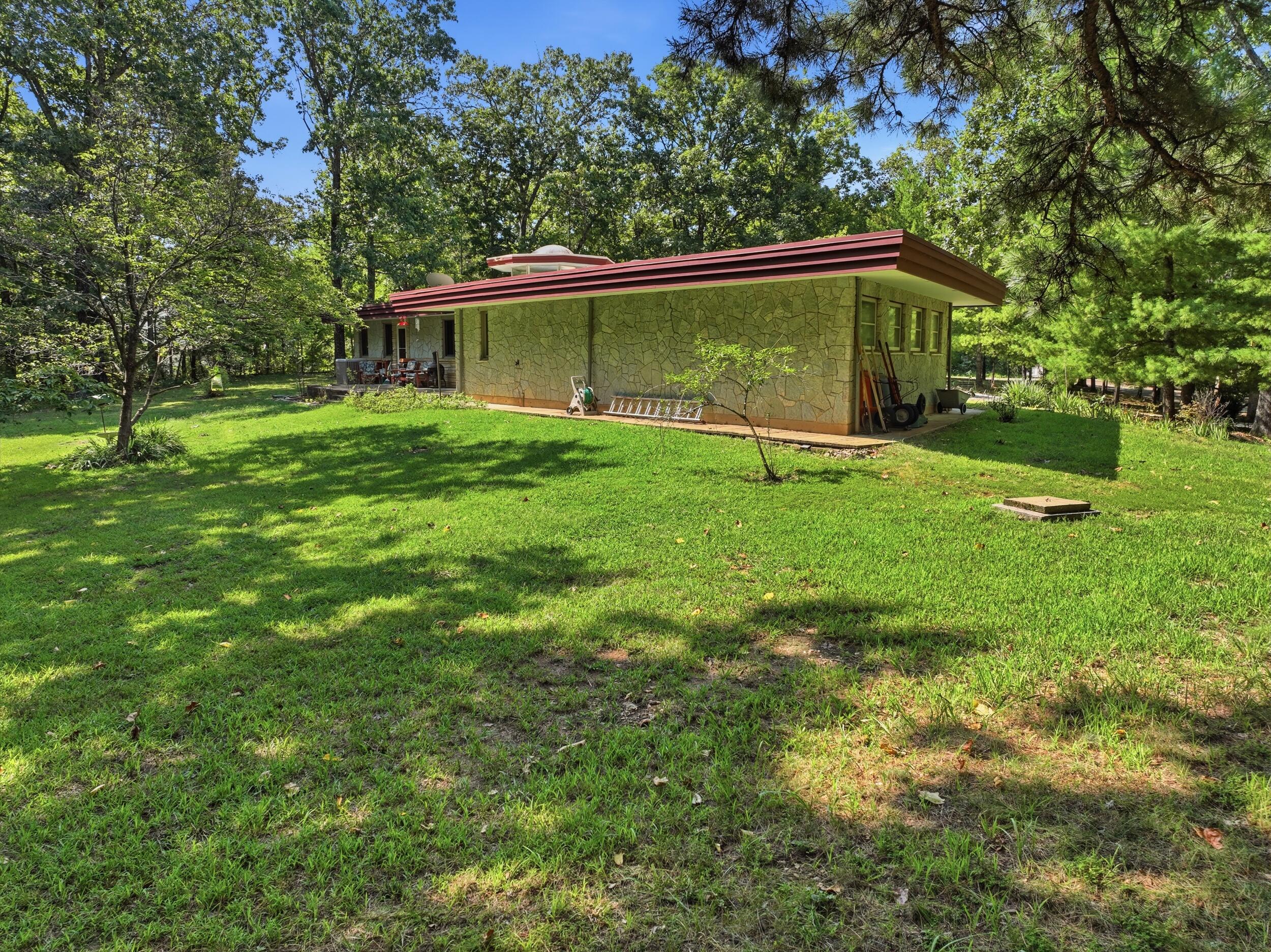 main property photo 7