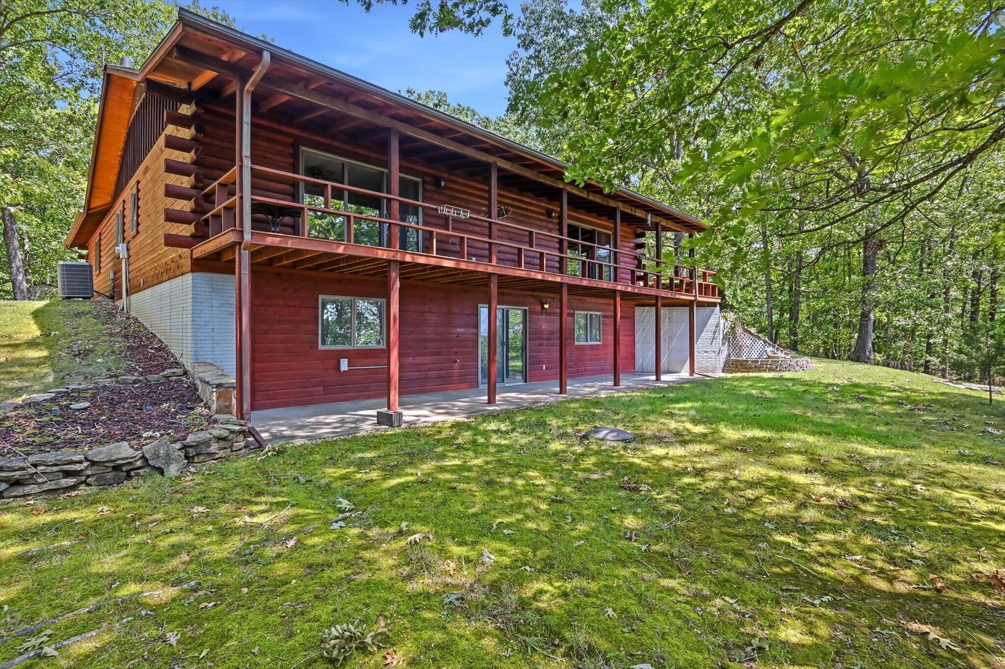 main property photo 8