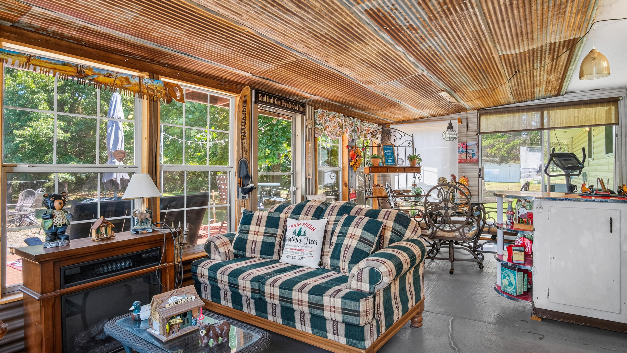 main property photo 16