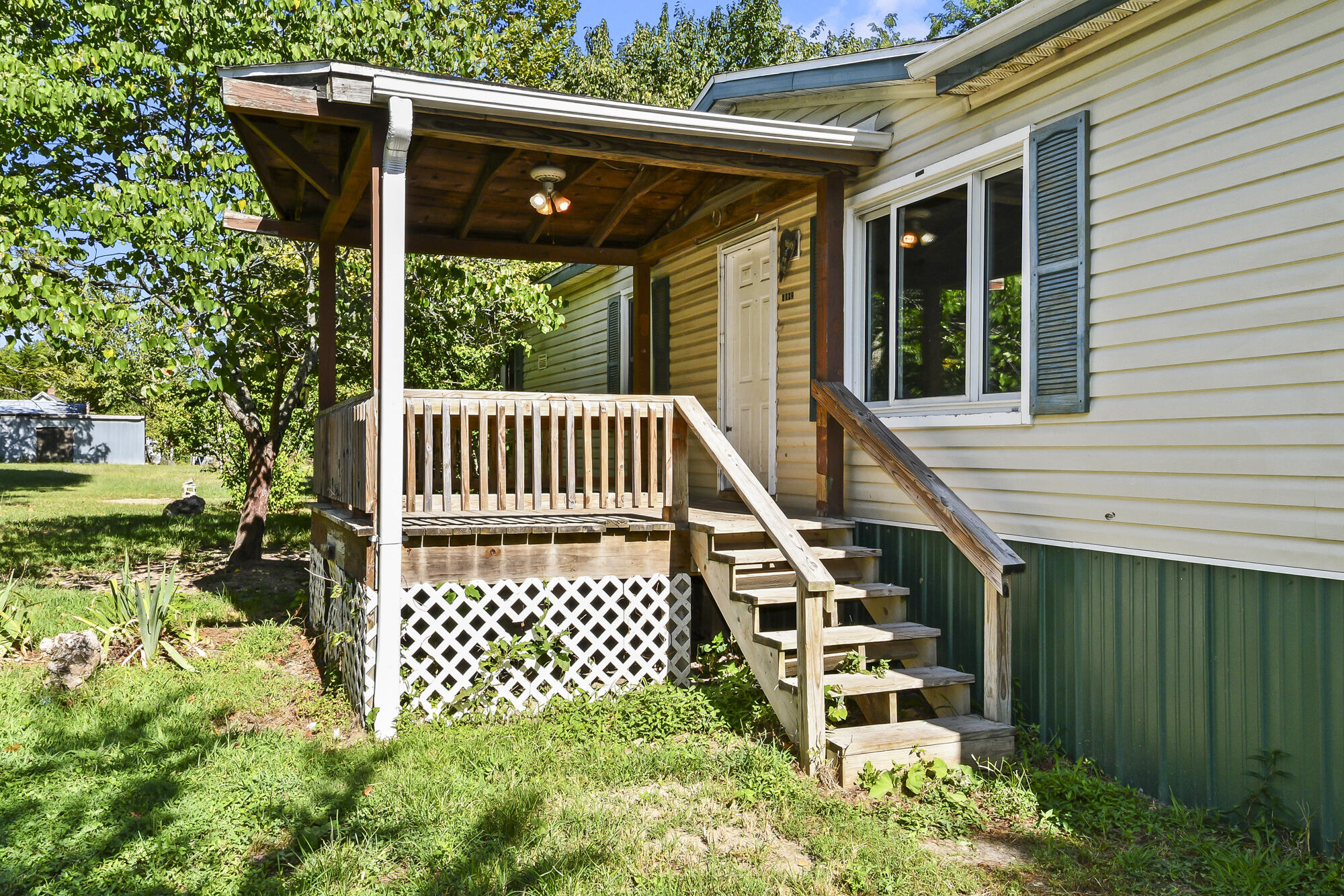 main property photo 6