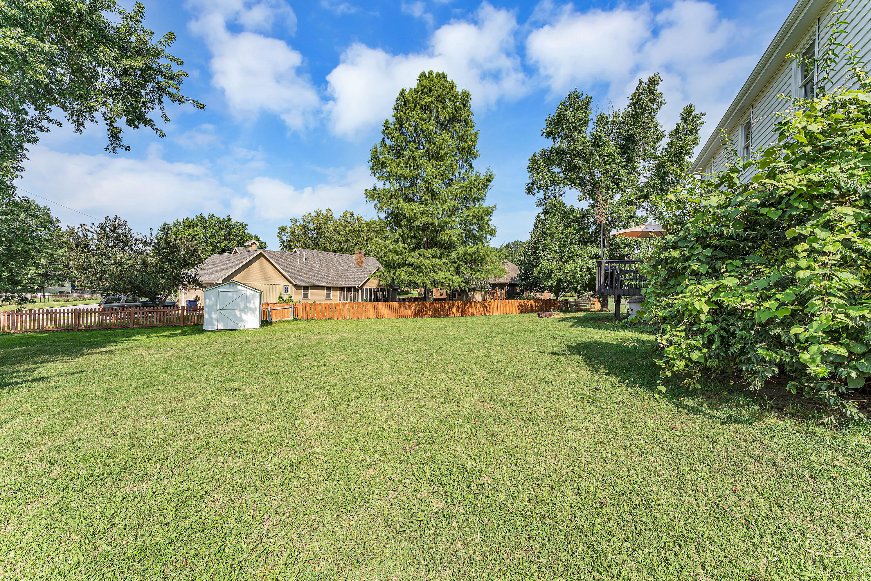 main property photo 63