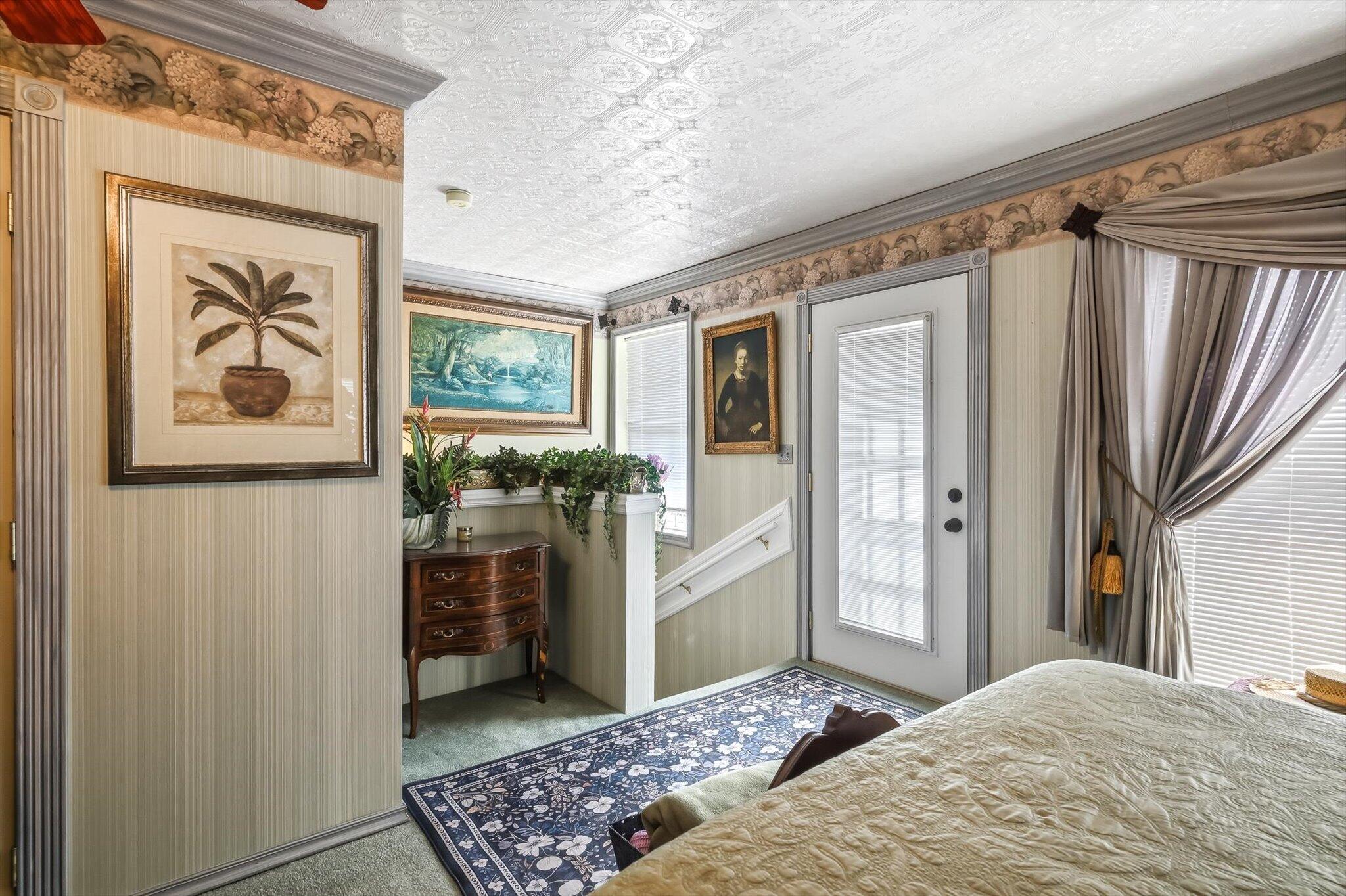 main property photo 25