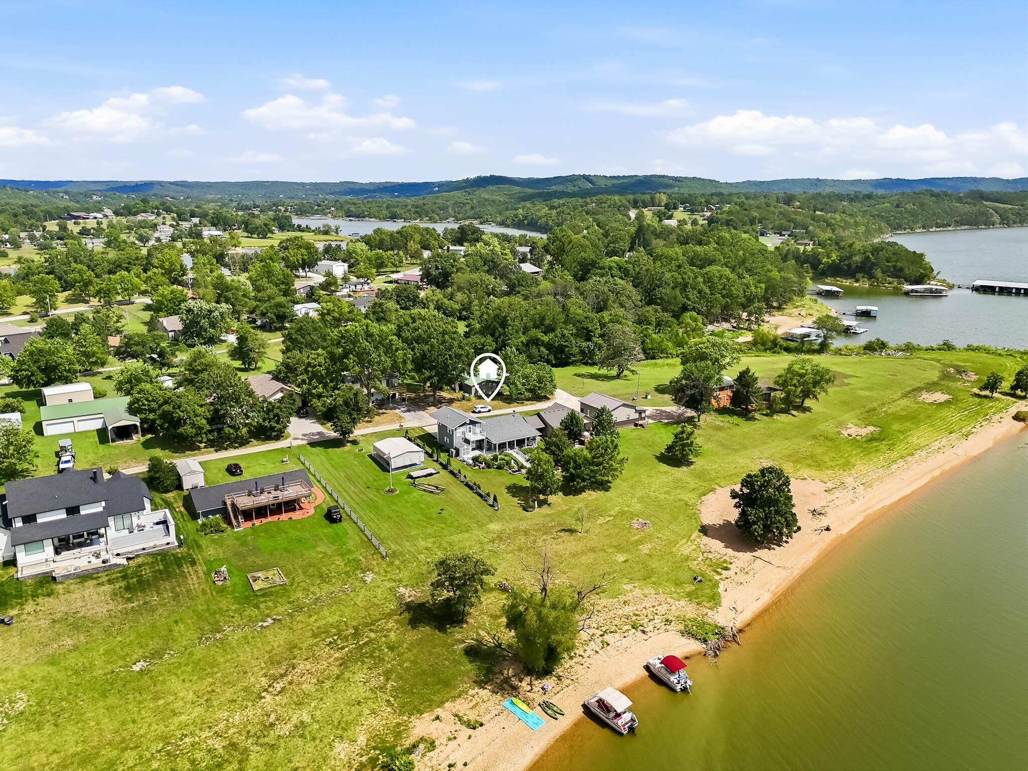 main property photo 6