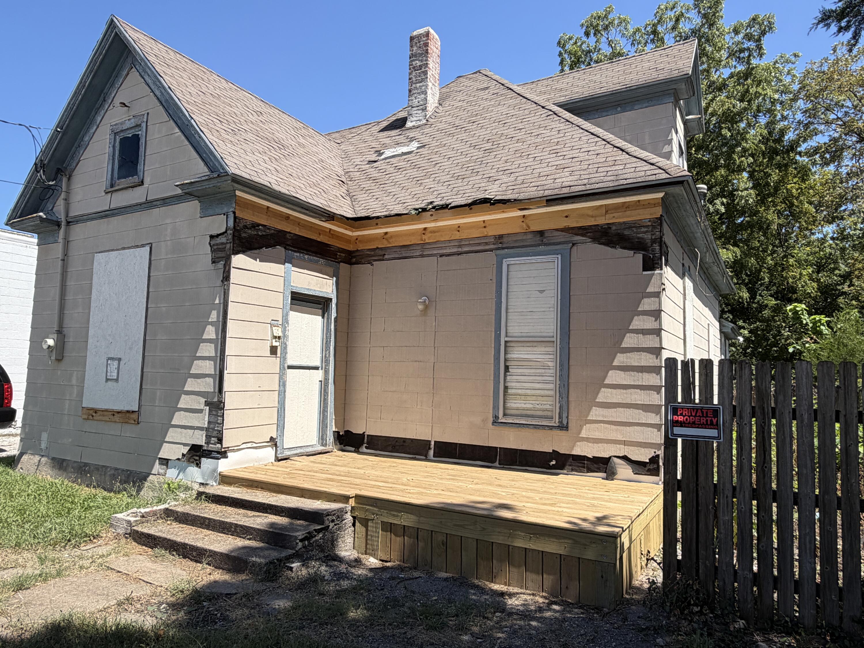 main property photo 20